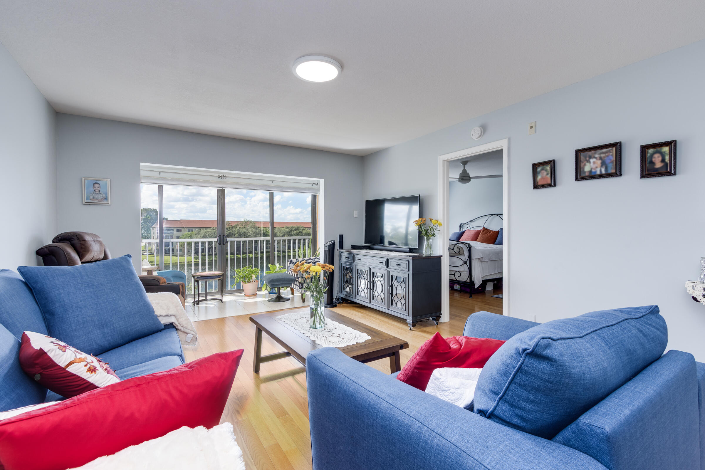 HAWTHORNE AT CENTURY VILLAGE - Residential