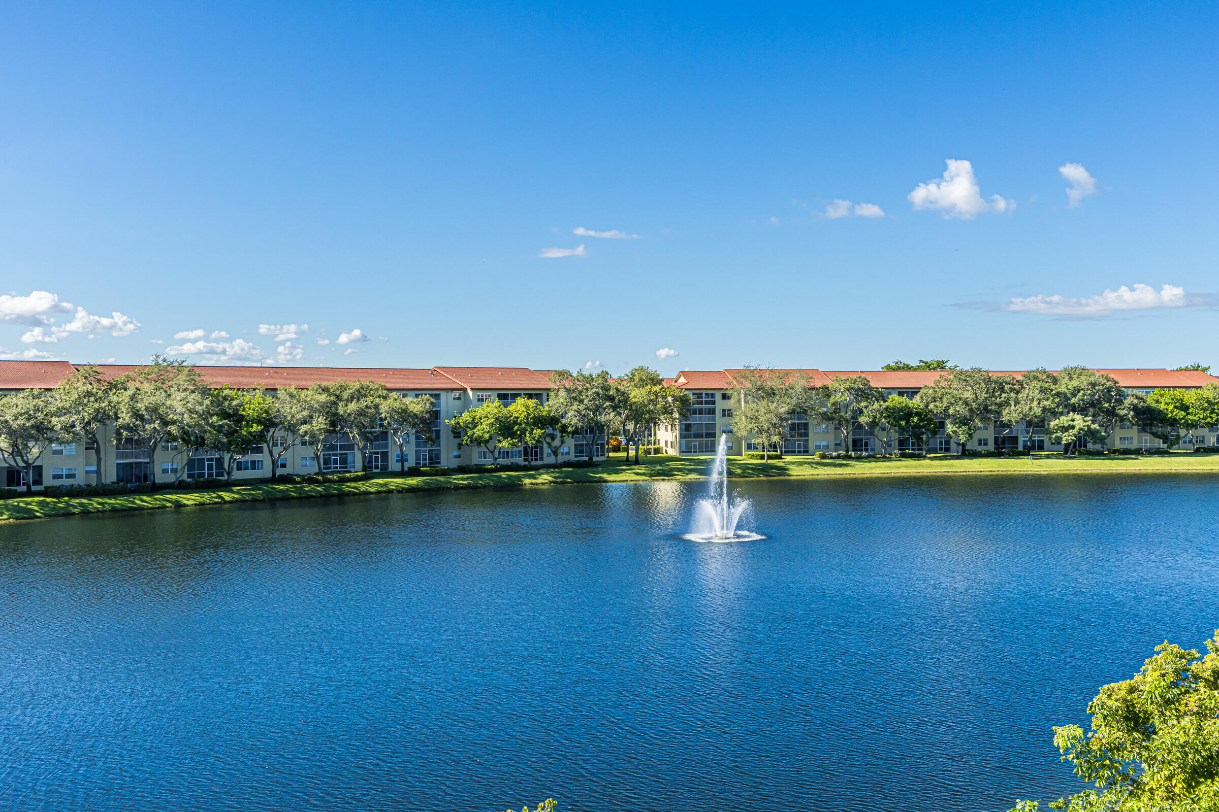 HAWTHORNE AT CENTURY VILLAGE - Residential