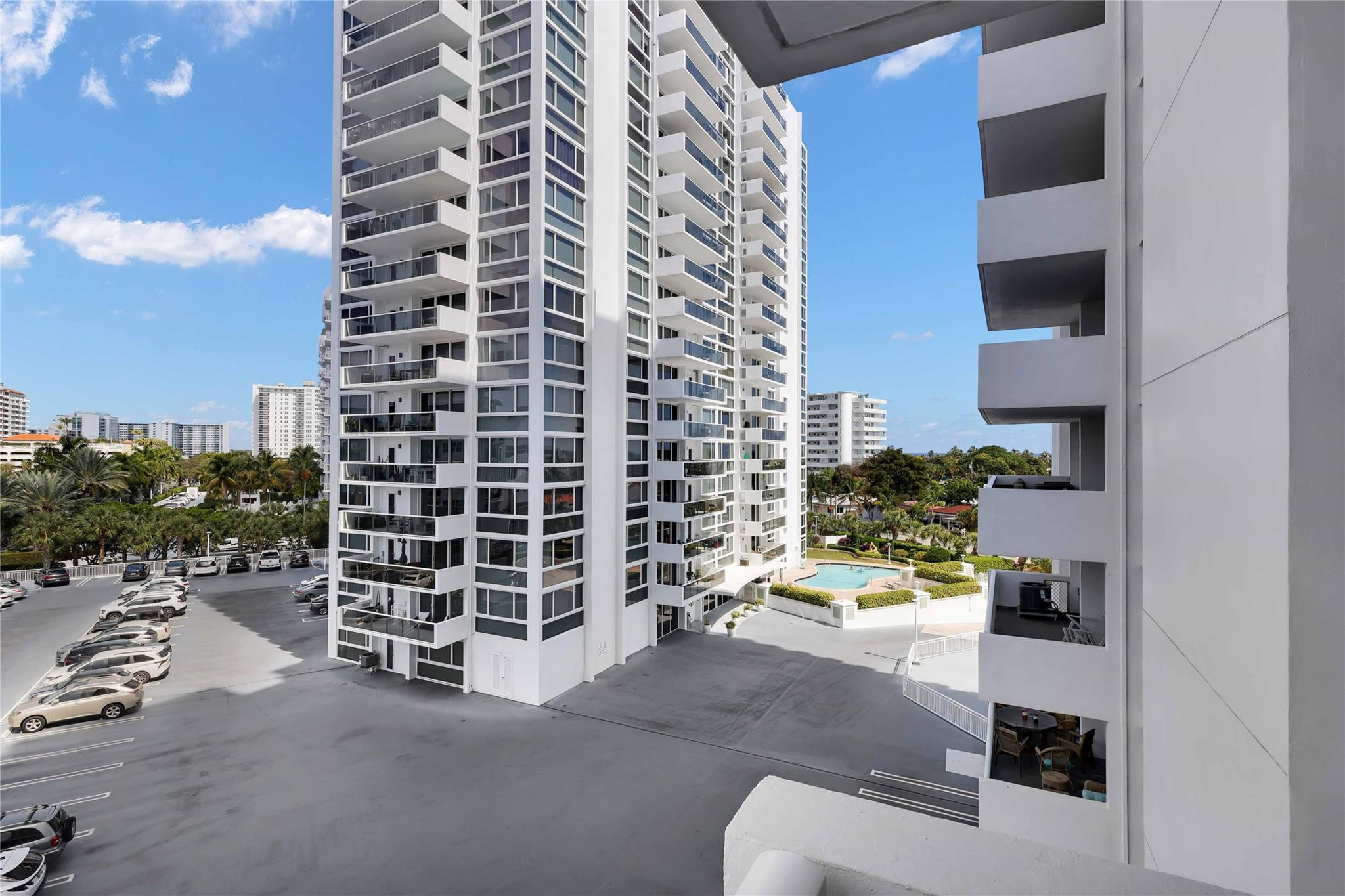 Embassy Tower - Residential