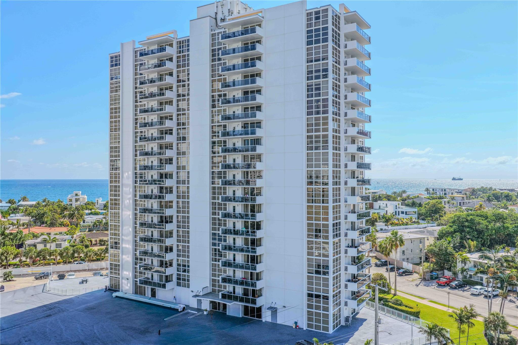 Embassy Tower - Residential