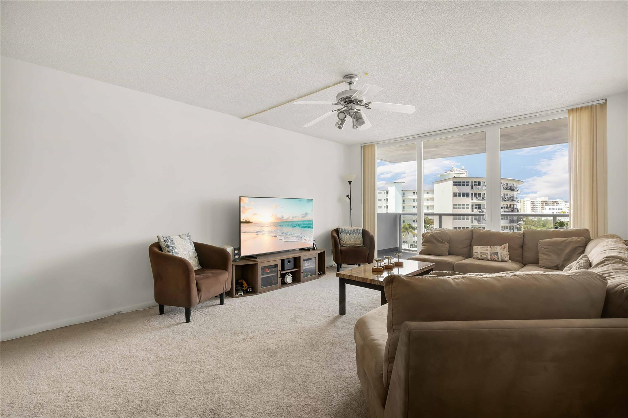 Embassy Tower - Residential