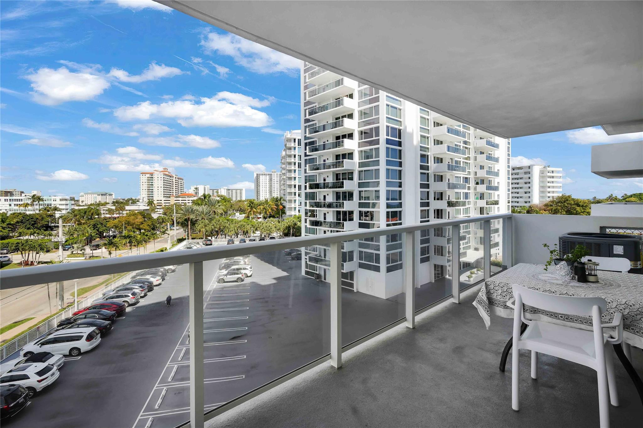 Embassy Tower - Residential