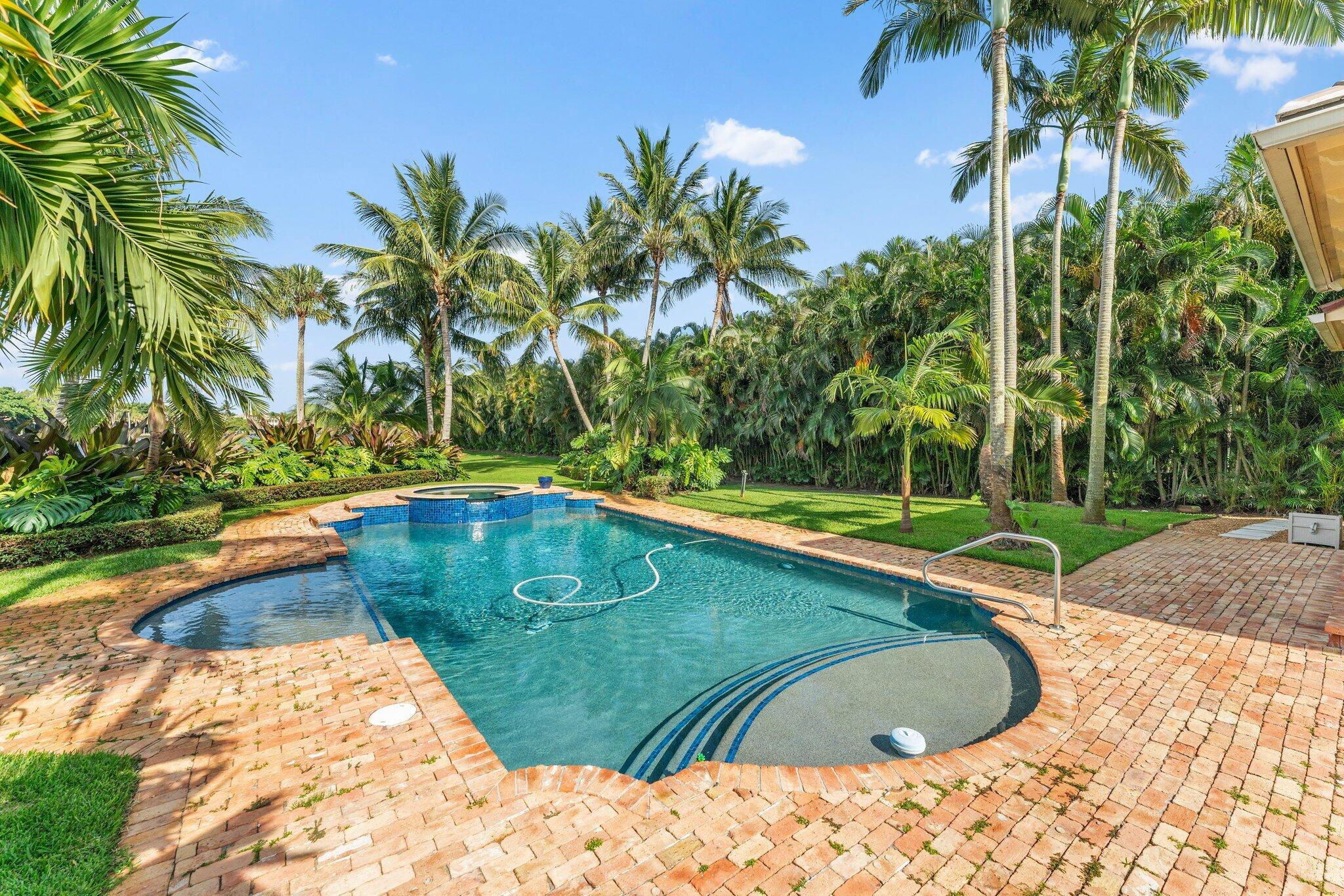 Country Club Point - Residential