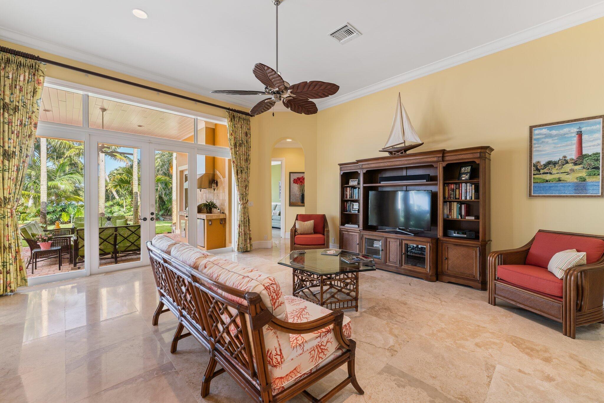 Country Club Point - Residential