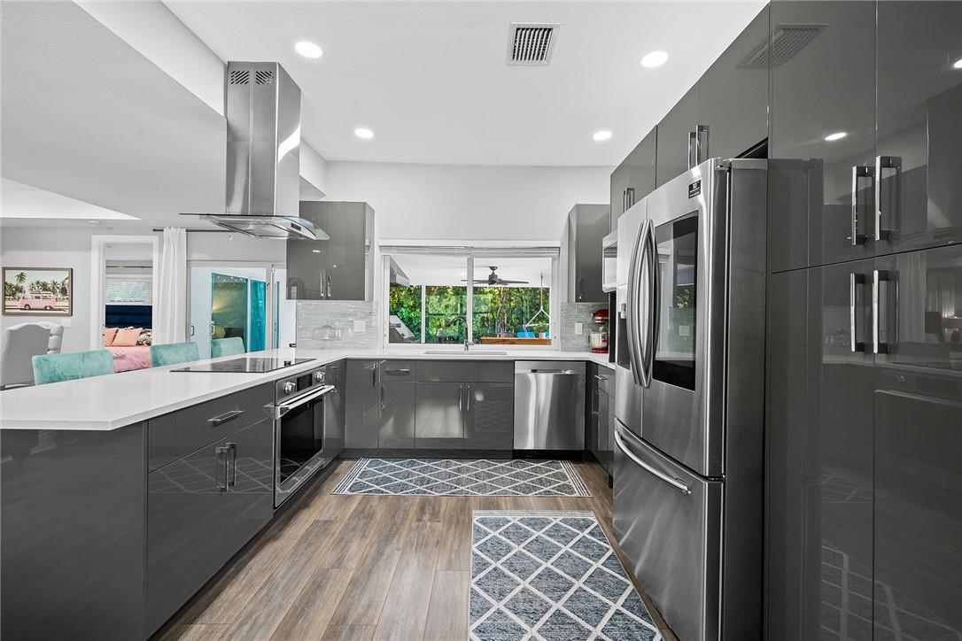 BEACHWAY HEIGHTS UNIT A - Residential