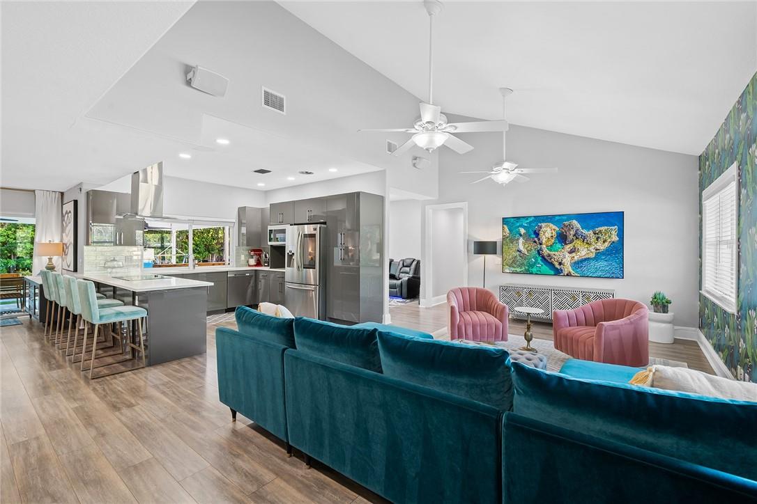 BEACHWAY HEIGHTS UNIT A - Residential