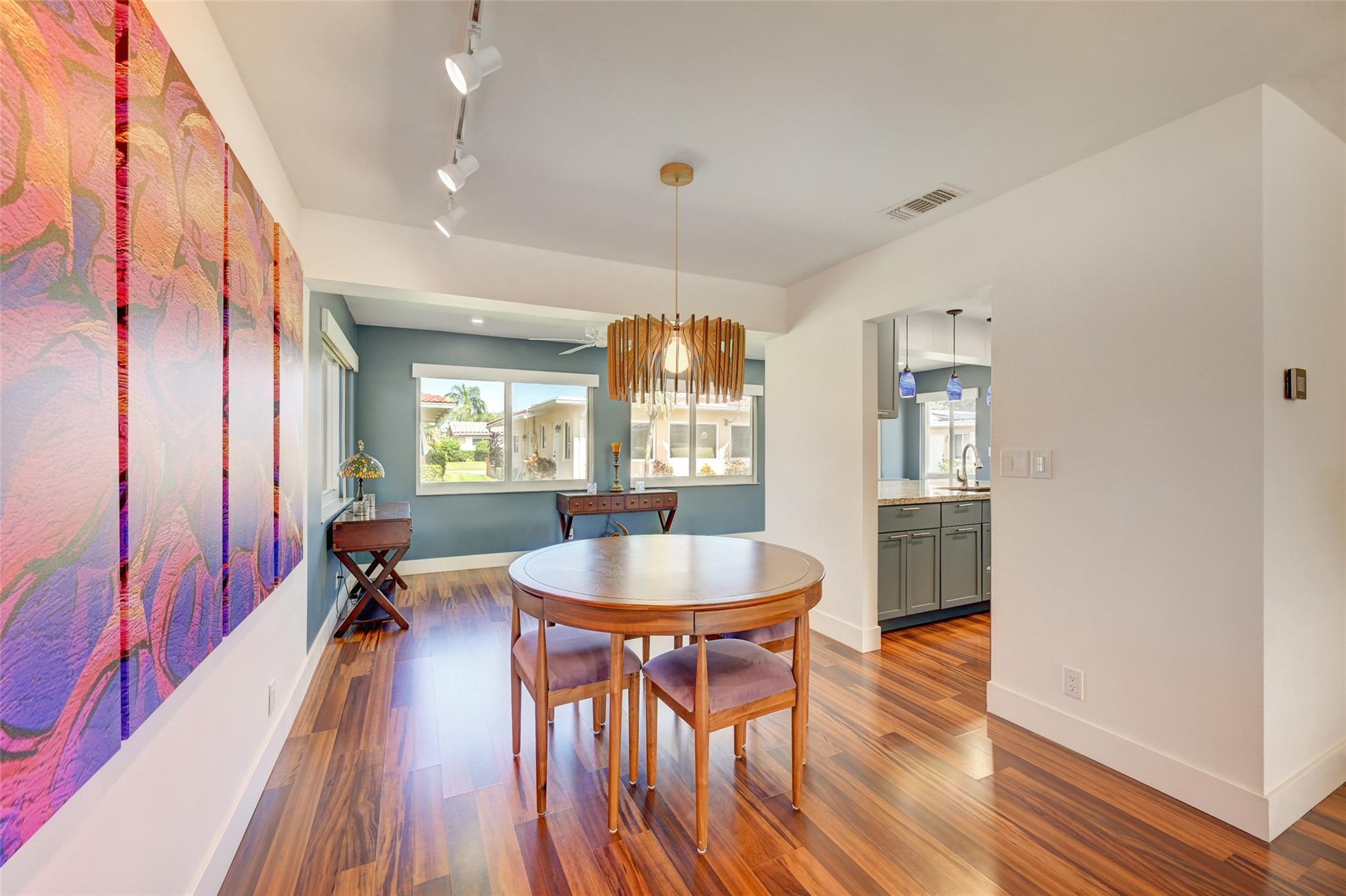 Crystal Lake Villas - Residential