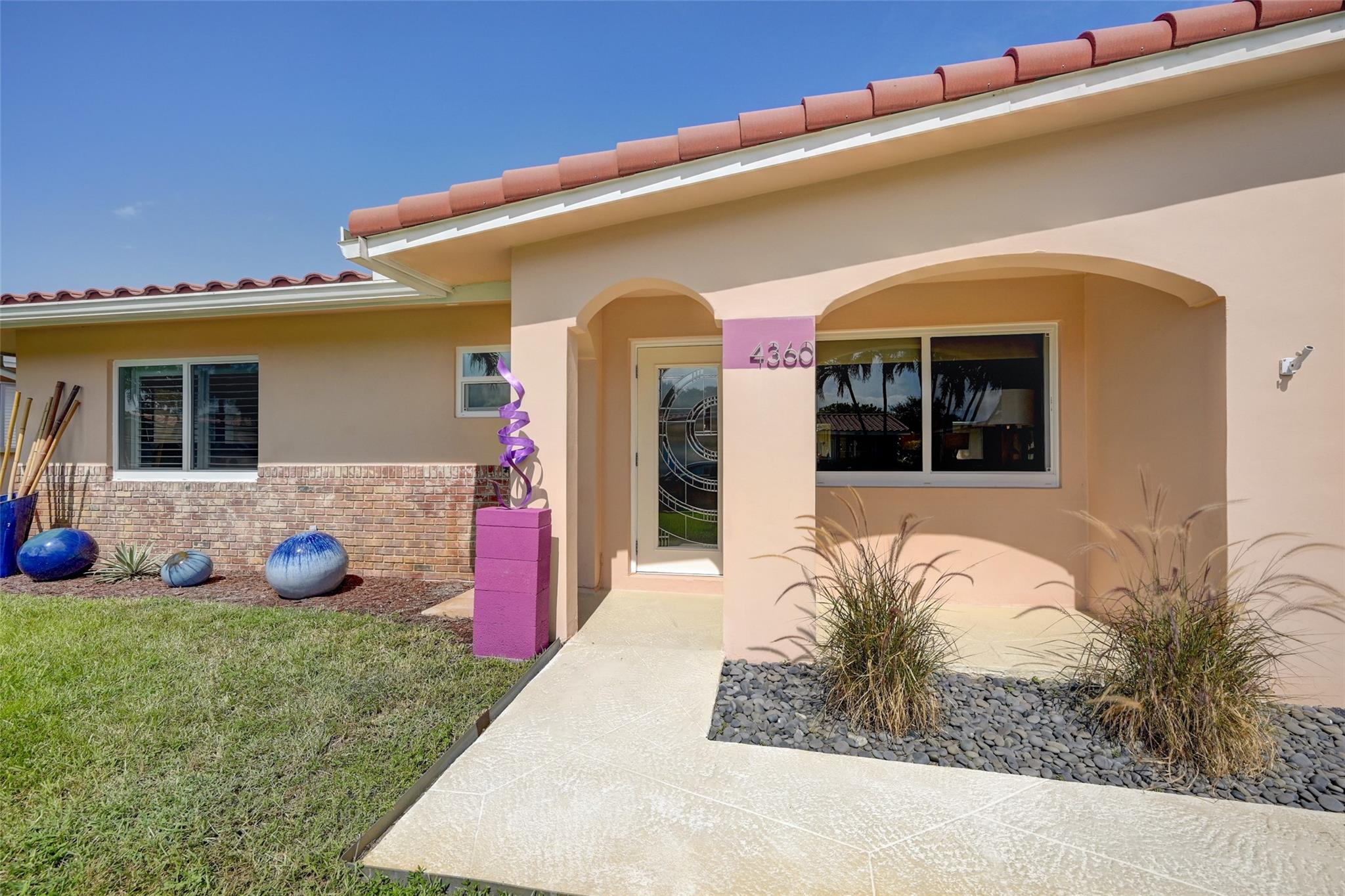 Crystal Lake Villas - Residential