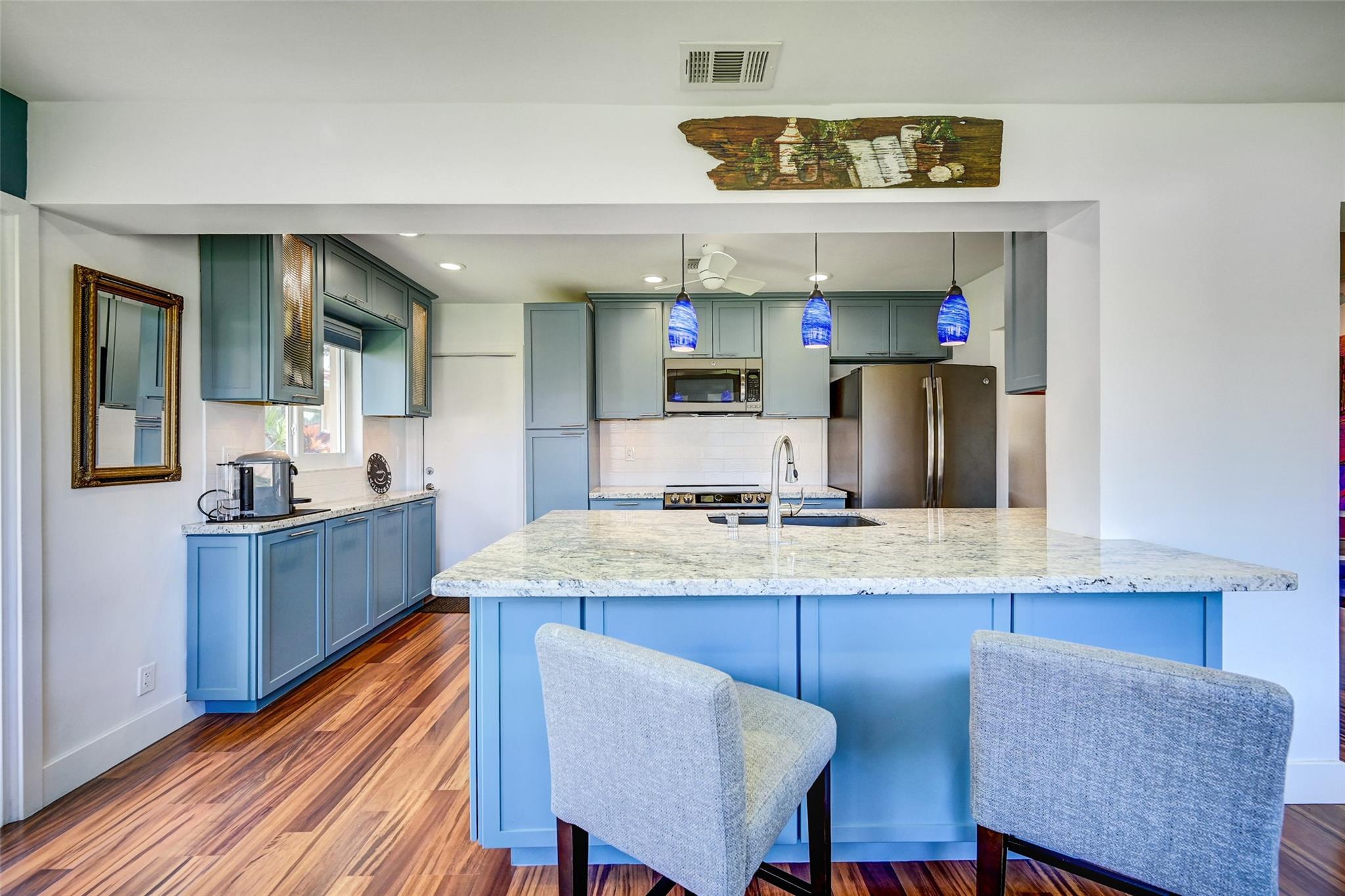 Crystal Lake Villas - Residential