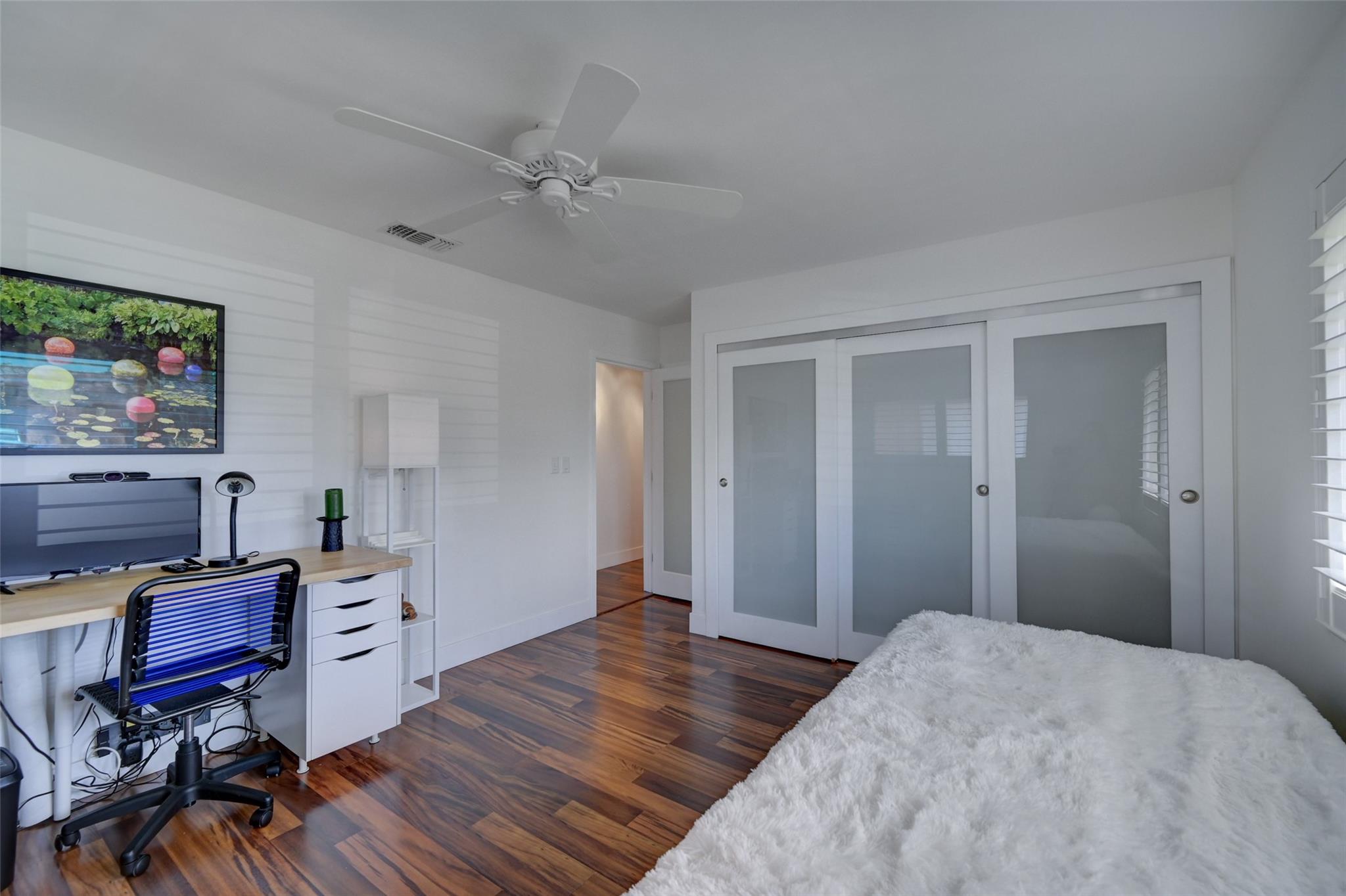 Crystal Lake Villas - Residential