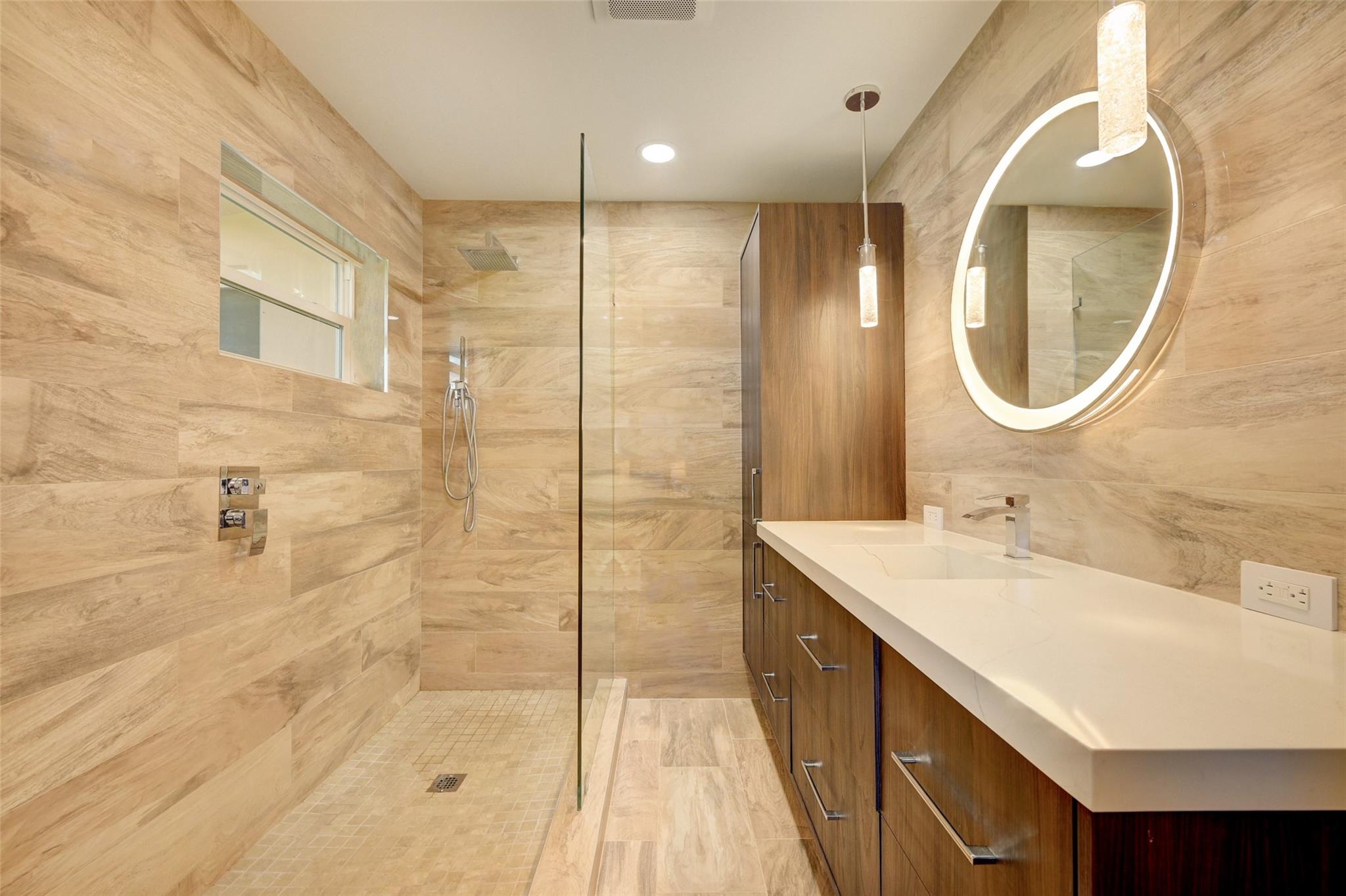 Crystal Lake Villas - Residential