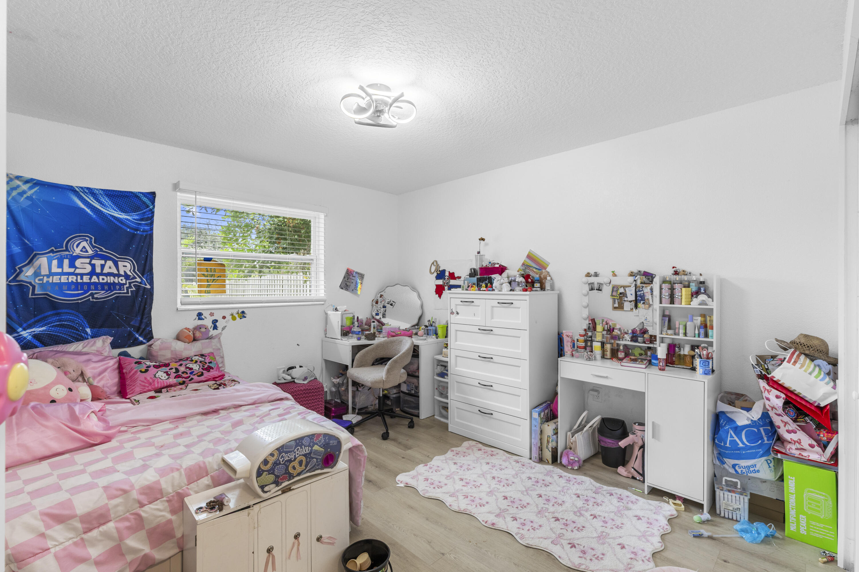 SUNRISE GOLF VILLAGE SEC 23 - Residential