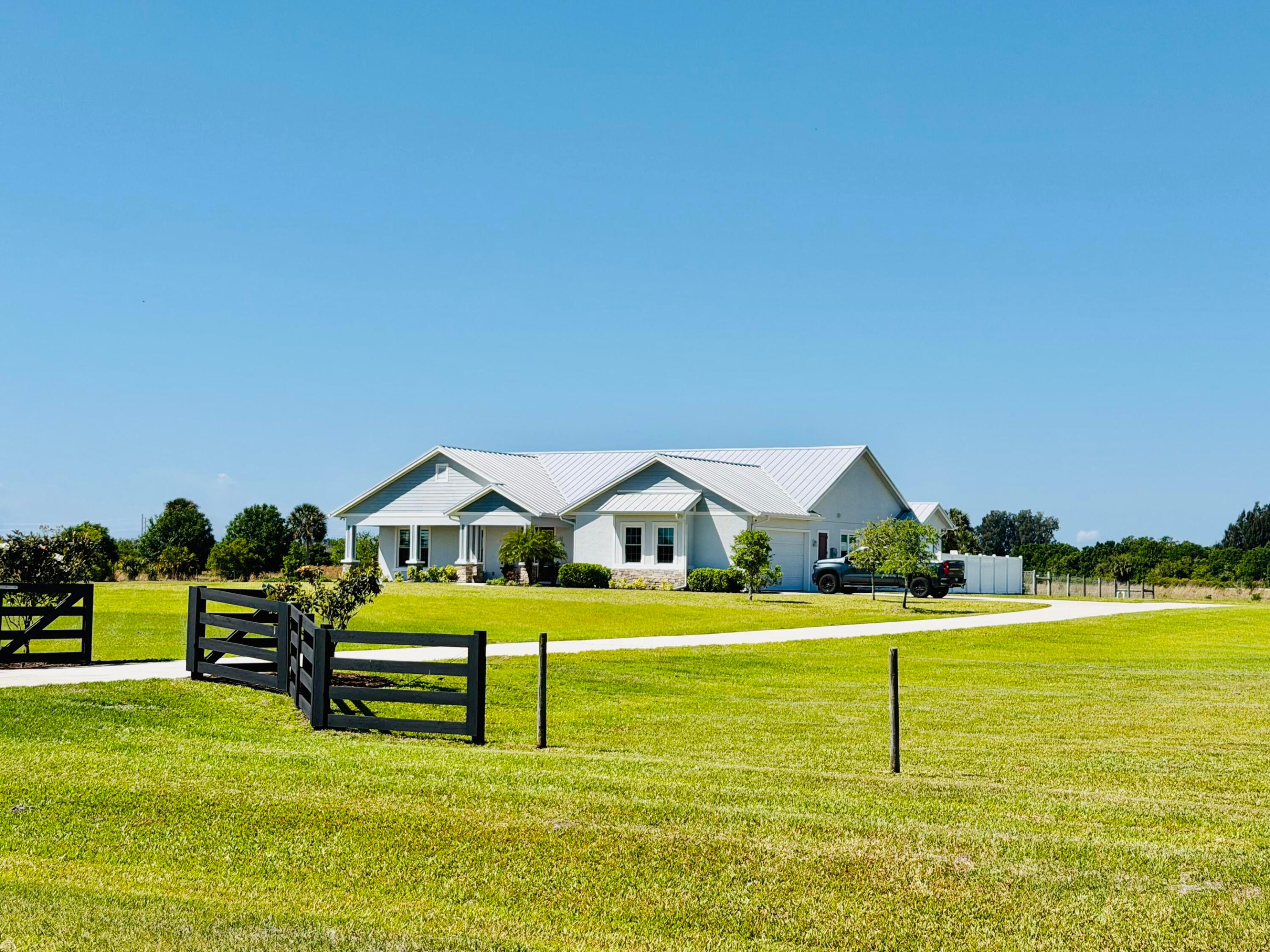 SHERMAN WOOD RANCHES - Residential