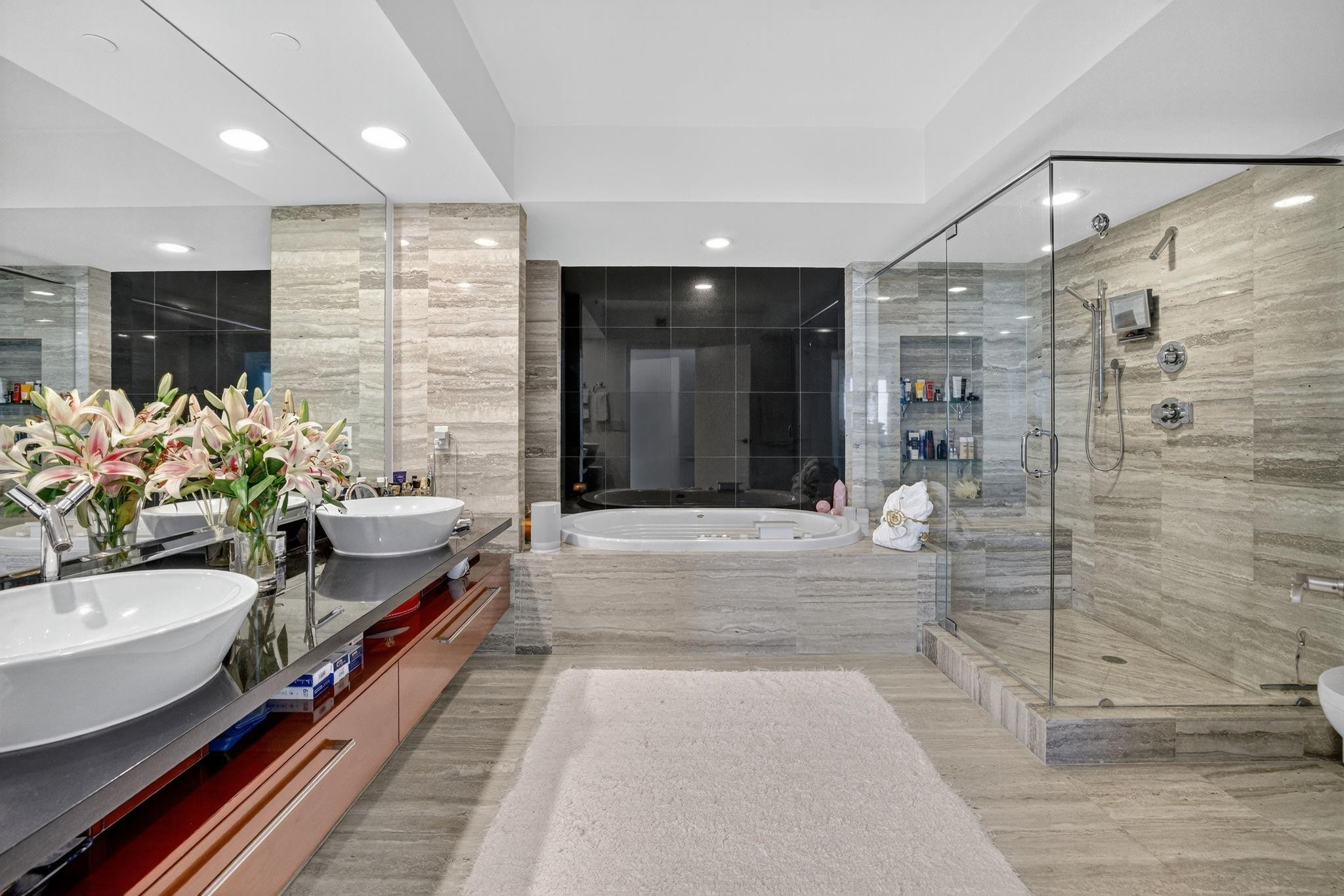 LAS OLAS BEACH CLUB CONDO - Residential