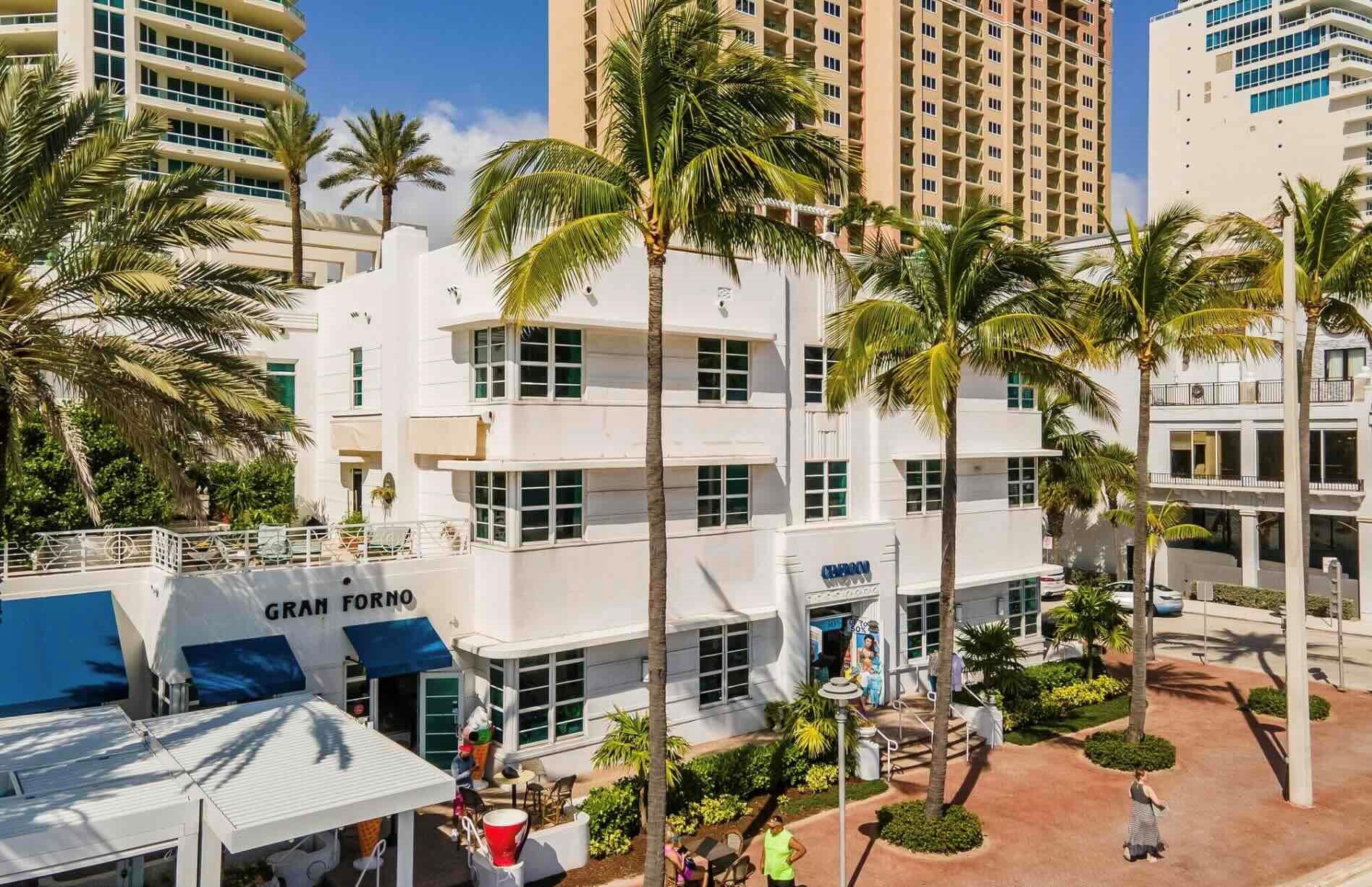 LAS OLAS BEACH CLUB CONDO - Residential