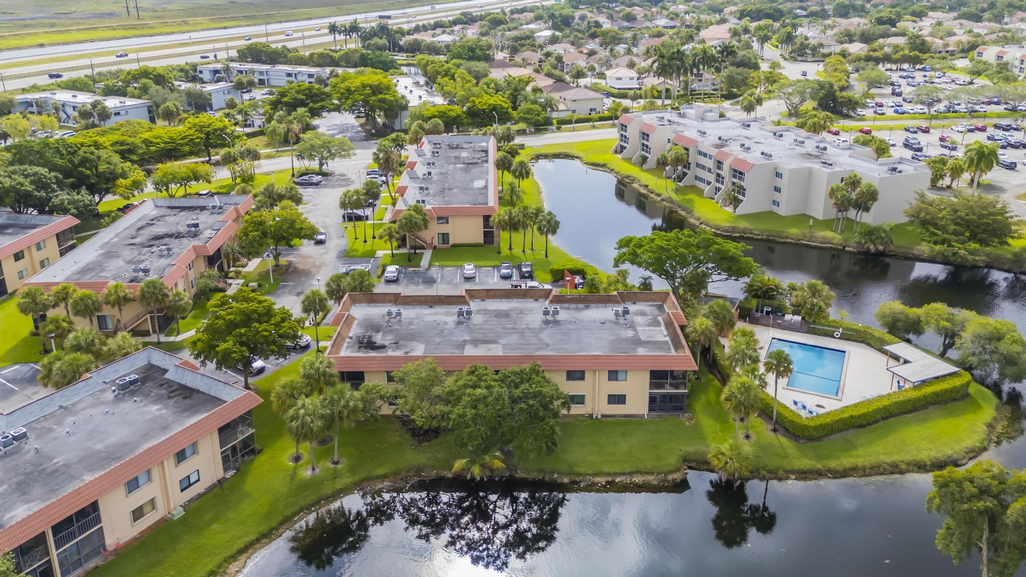 RACQUET CLUB APARTMENTS AT - Residential