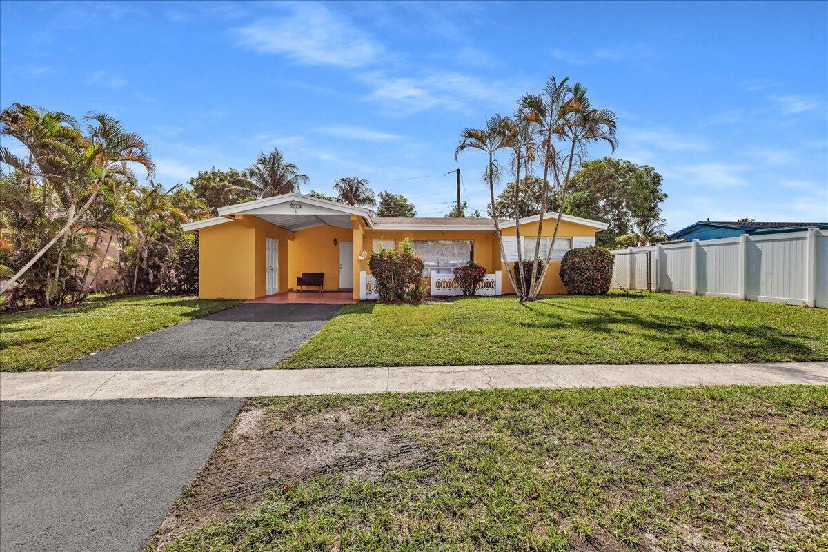 LAUDERDALE LAKES NORTH GATE - Residential