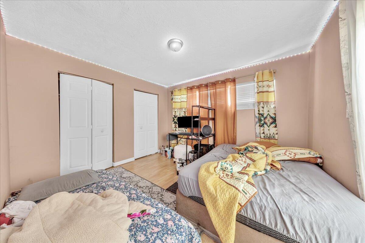 LAUDERDALE LAKES NORTH GATE - Residential