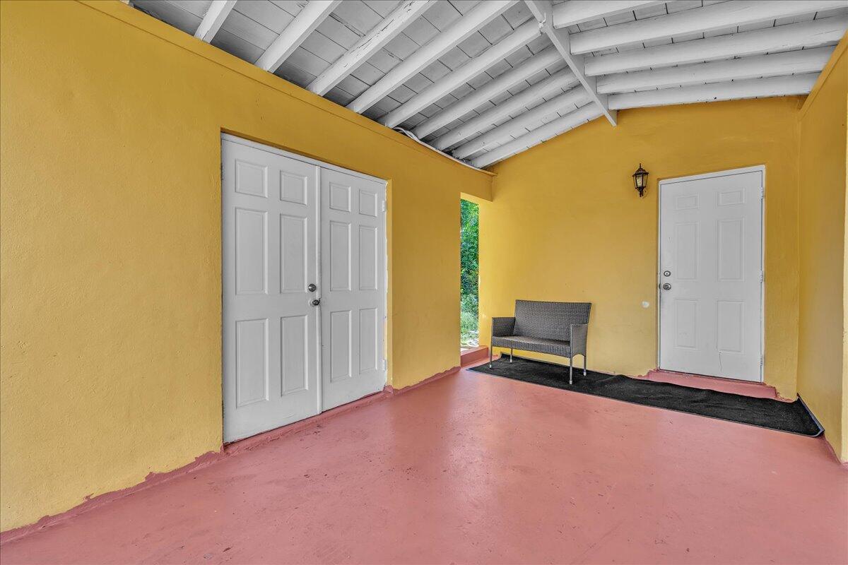LAUDERDALE LAKES NORTH GATE - Residential