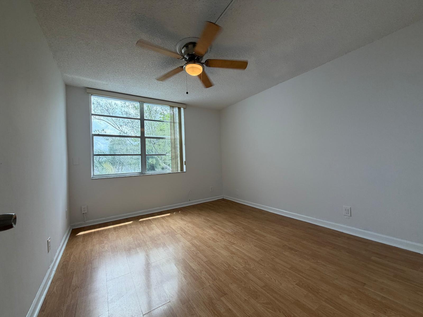 LIVE OAK CONDO NINE - Residential Lease