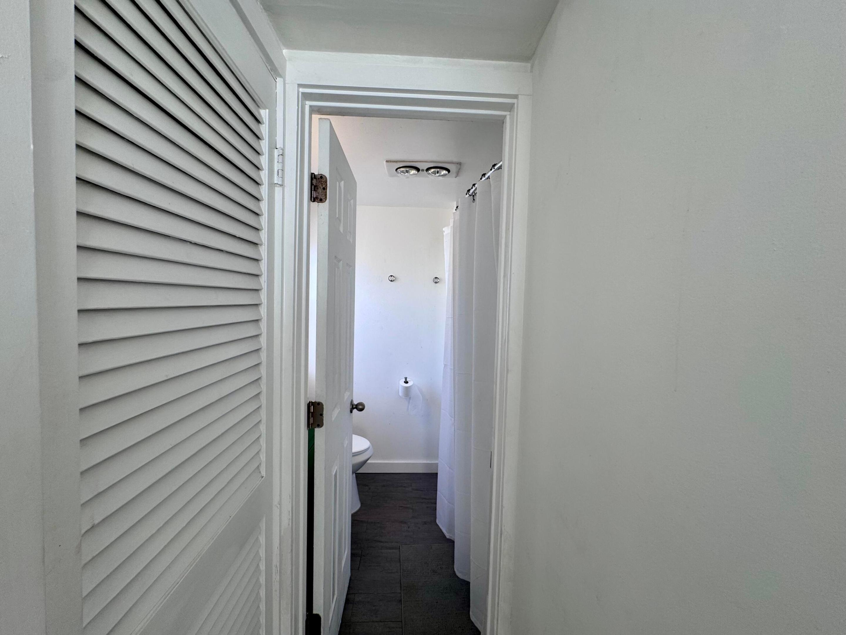 LAKE WORTH TOWN OF - Residential Lease