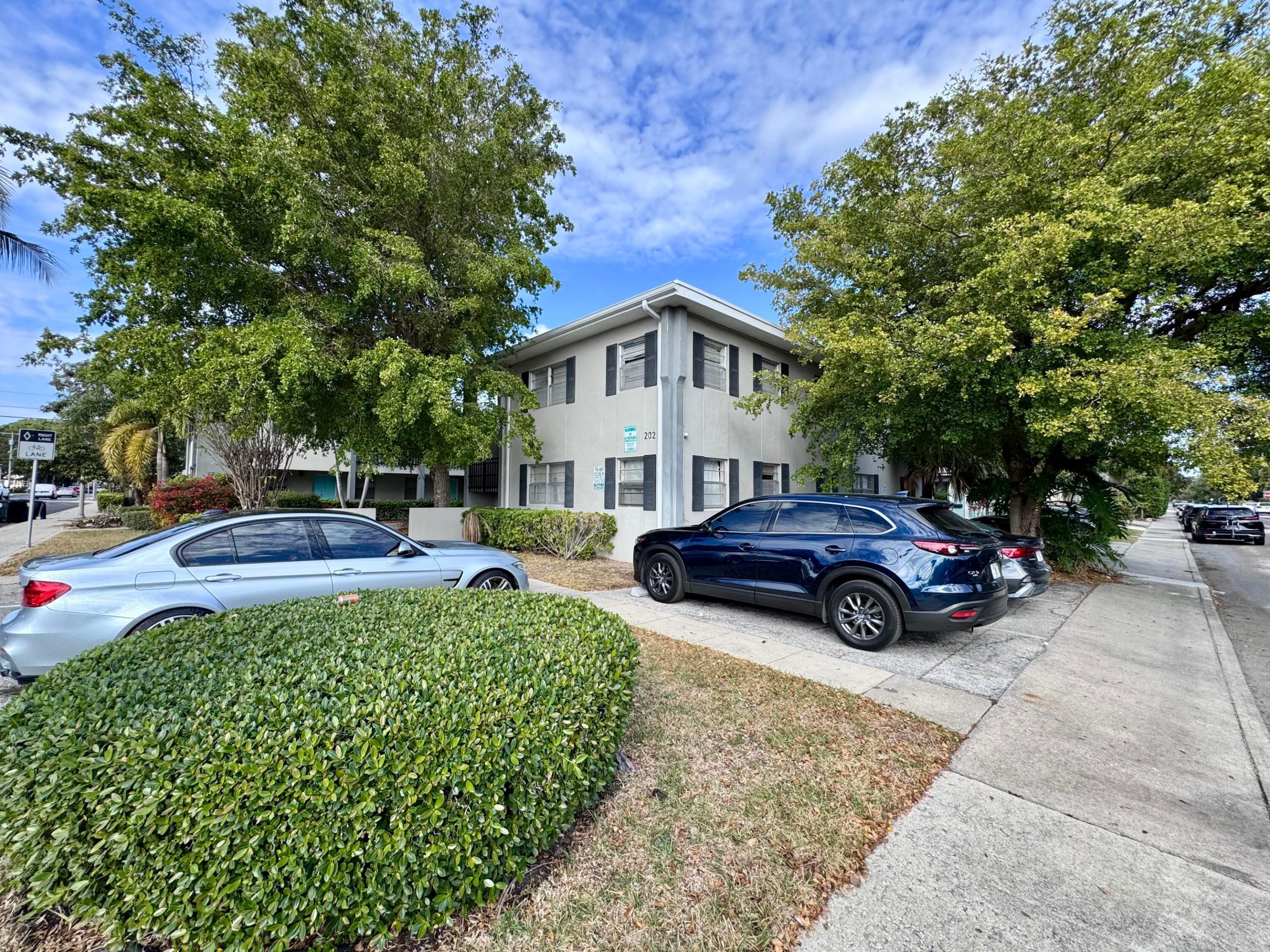 LAKE WORTH TOWN OF - Residential Lease