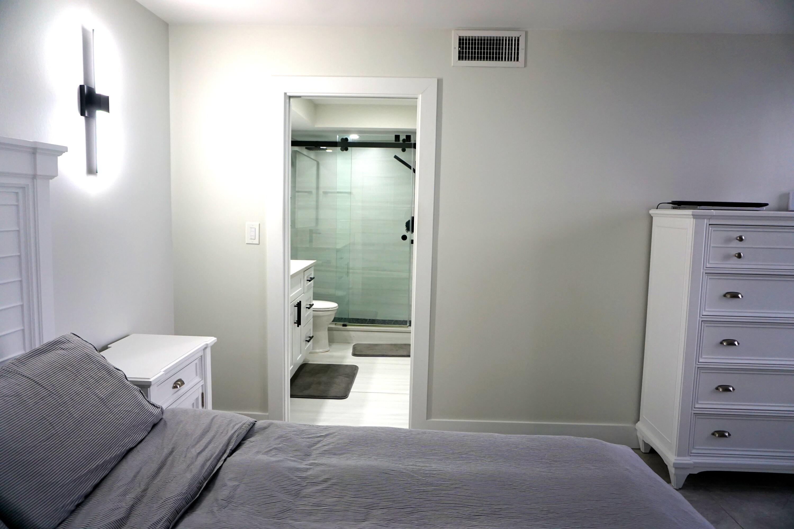 PHOENIX TOWERS CONDO - Residential Lease