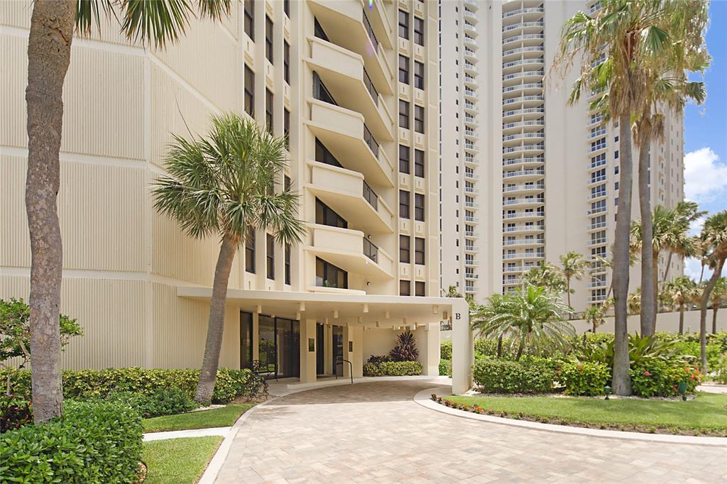 PHOENIX TOWERS CONDO - Residential Lease