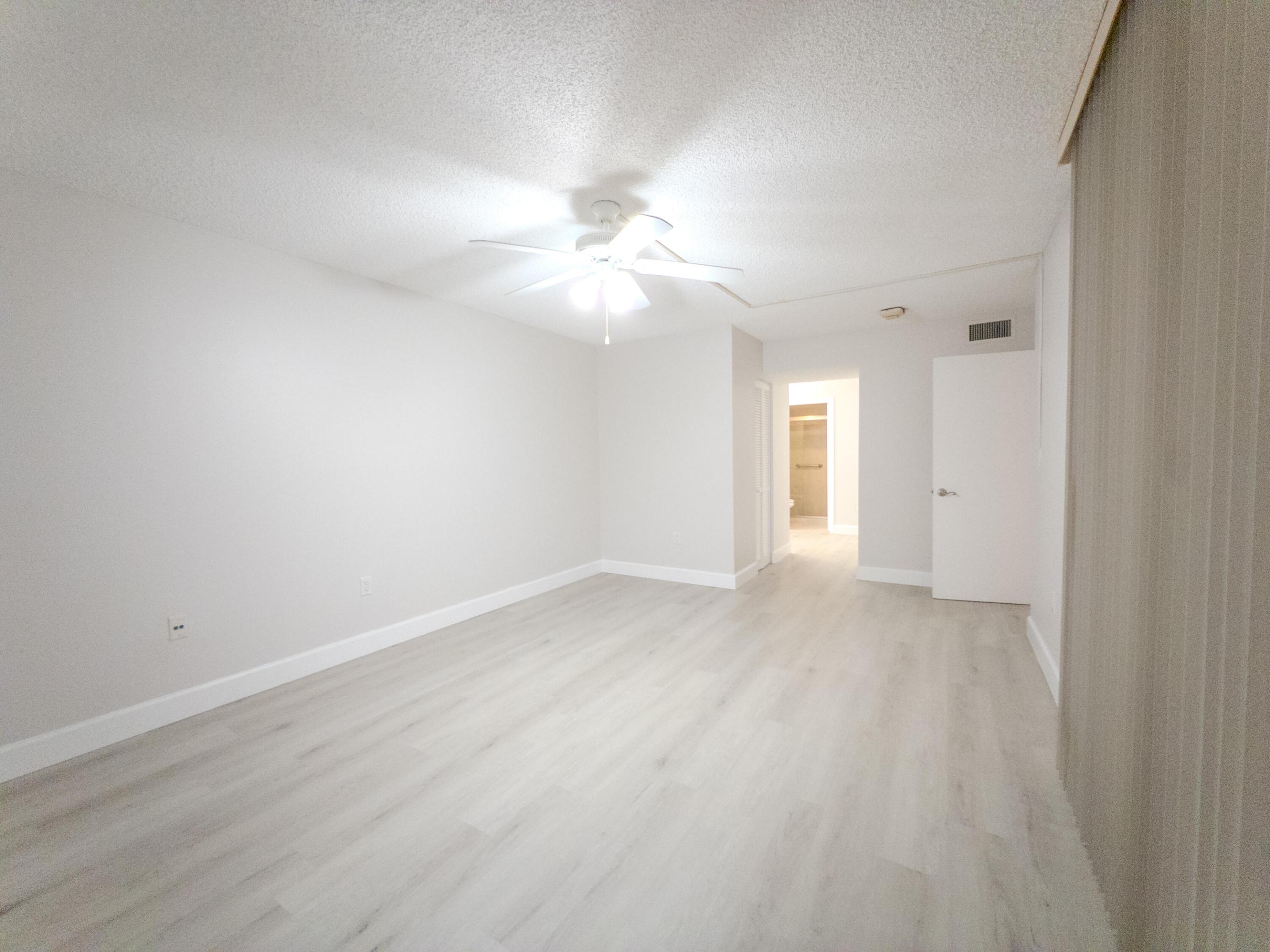 GRANDVIEW AT EMERALD HILLS CONDO - Residential Lease