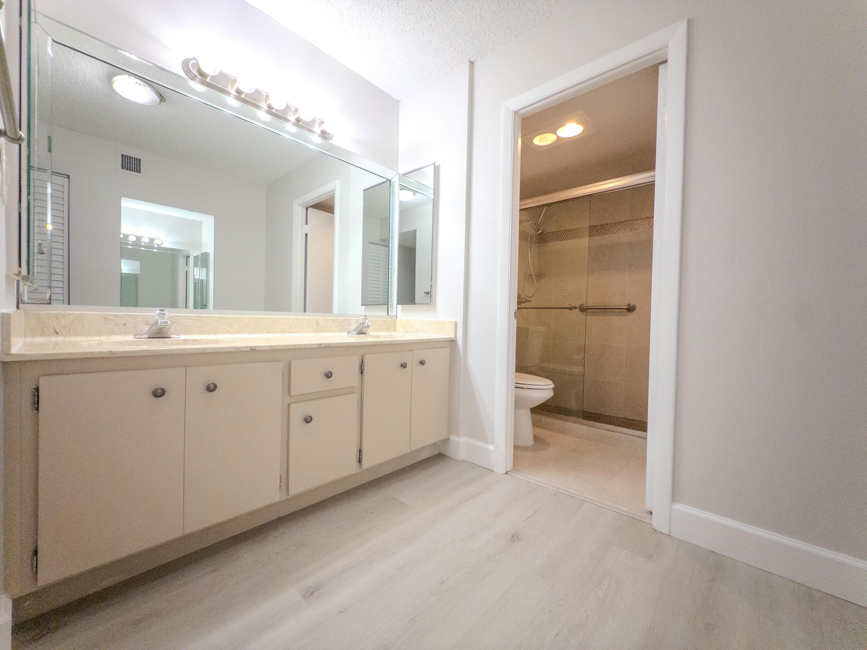 GRANDVIEW AT EMERALD HILLS CONDO - Residential Lease