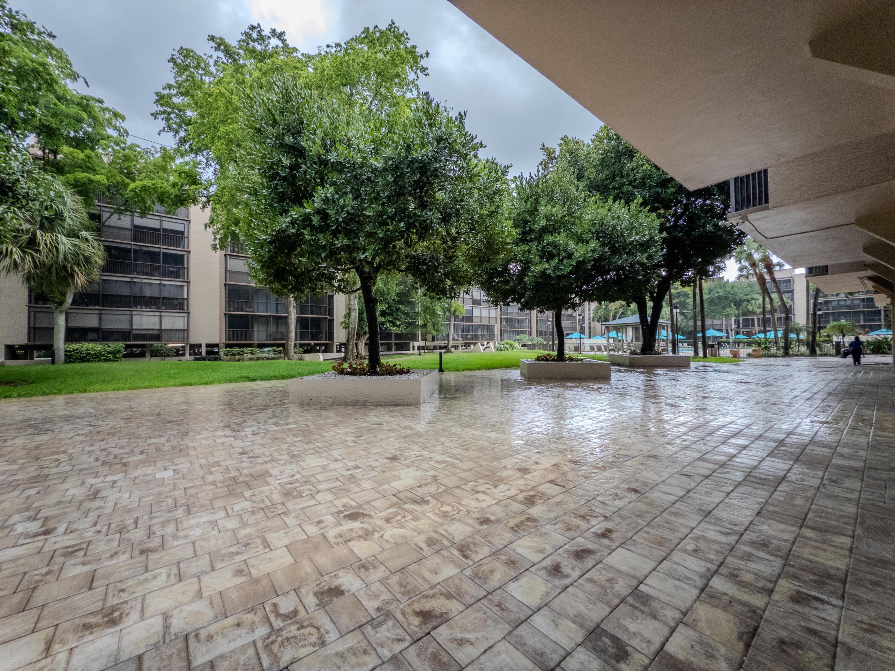 GRANDVIEW AT EMERALD HILLS CONDO - Residential Lease