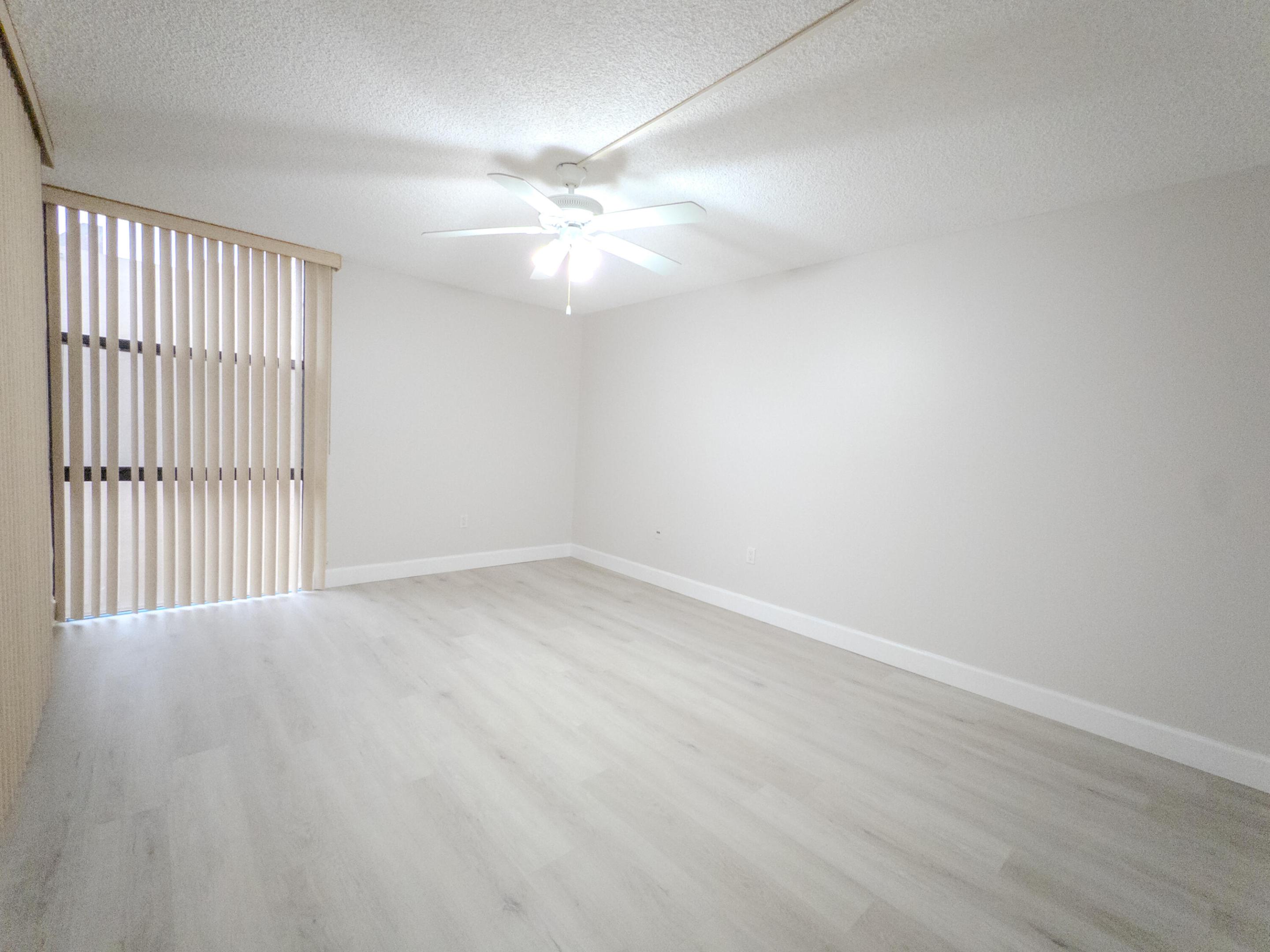 GRANDVIEW AT EMERALD HILLS CONDO - Residential Lease