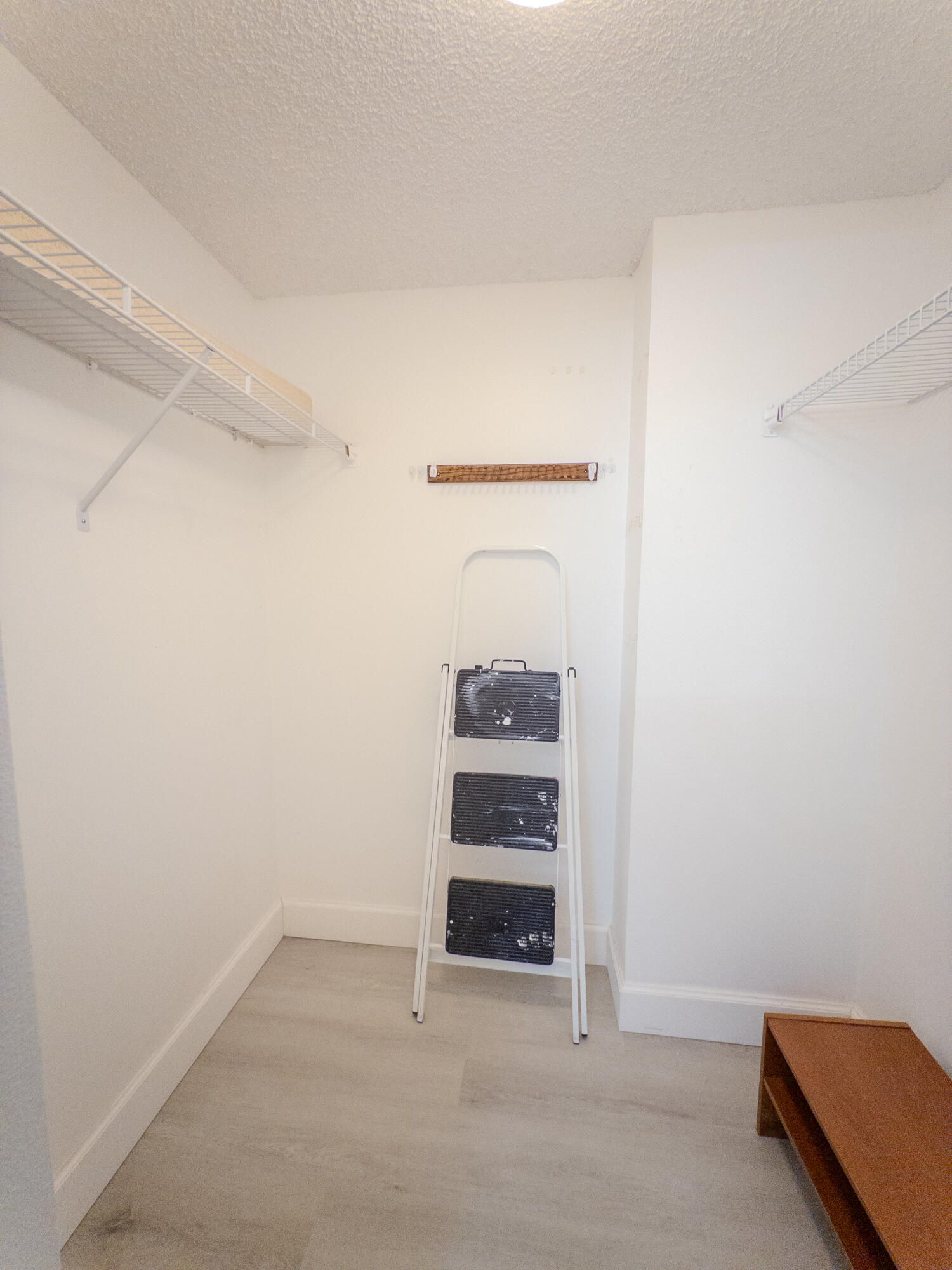 GRANDVIEW AT EMERALD HILLS CONDO - Residential Lease