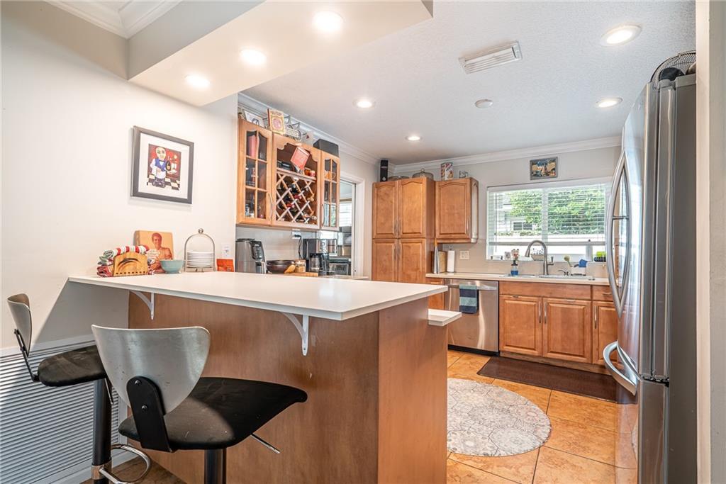 Poinsettia Heights River - Residential