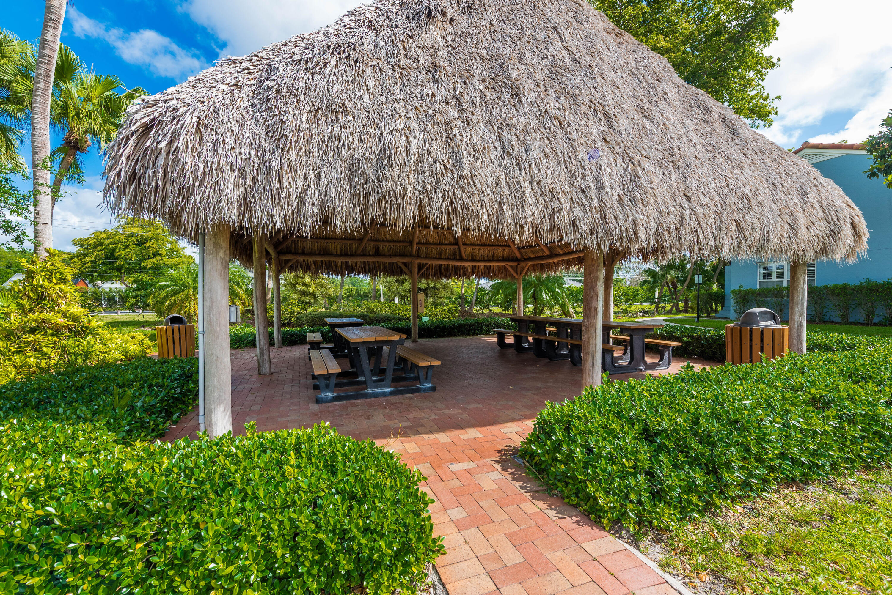 BOCAR CONDO - Residential
