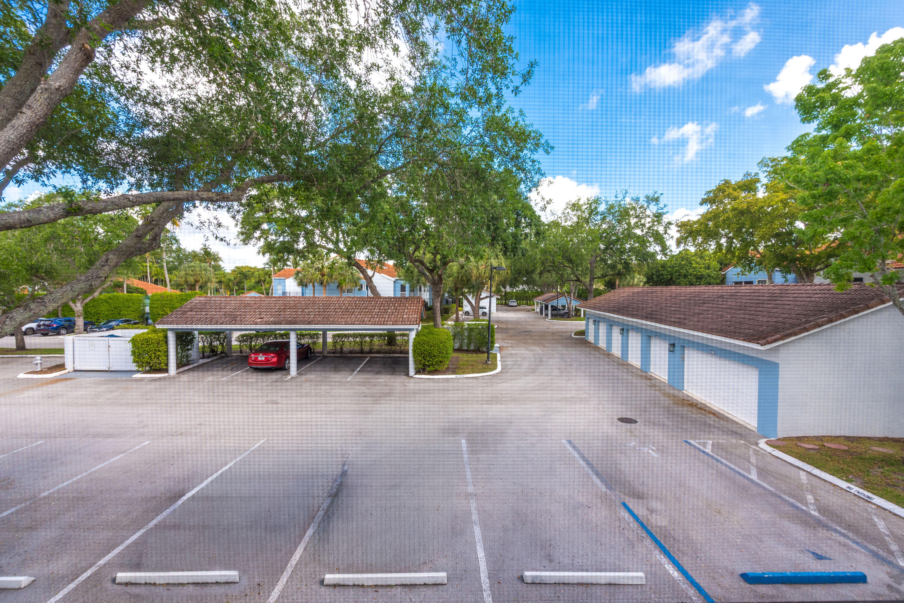 BOCAR CONDO - Residential