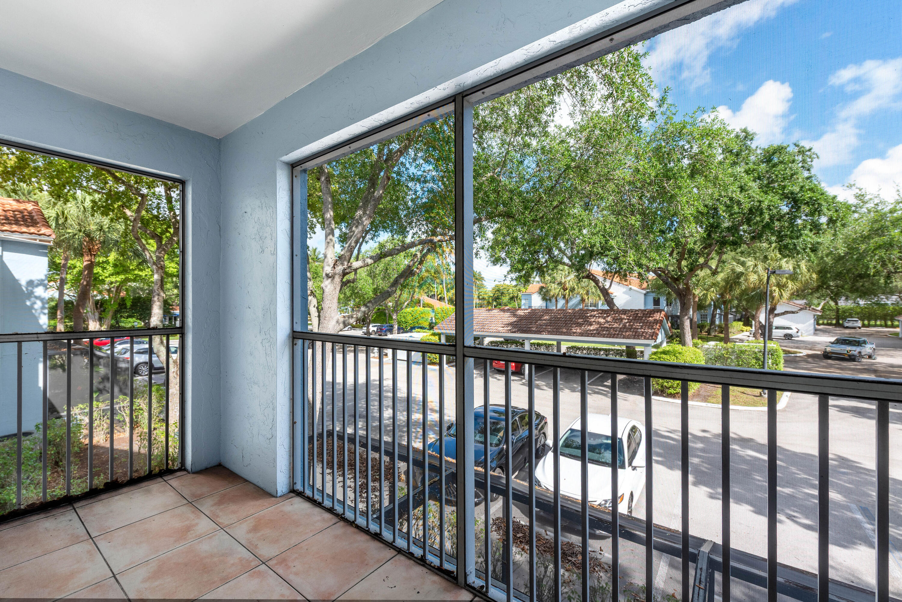 BOCAR CONDO - Residential
