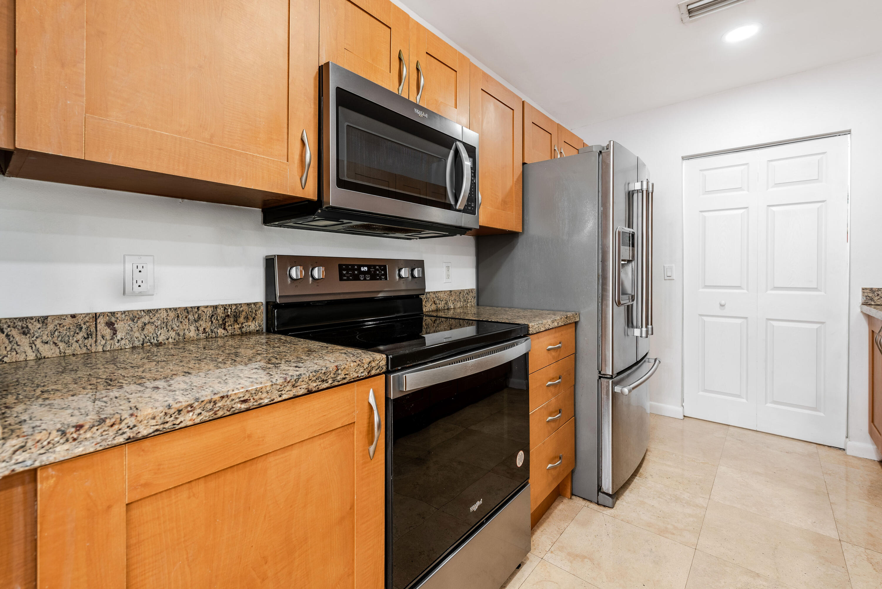 BOCAR CONDO - Residential