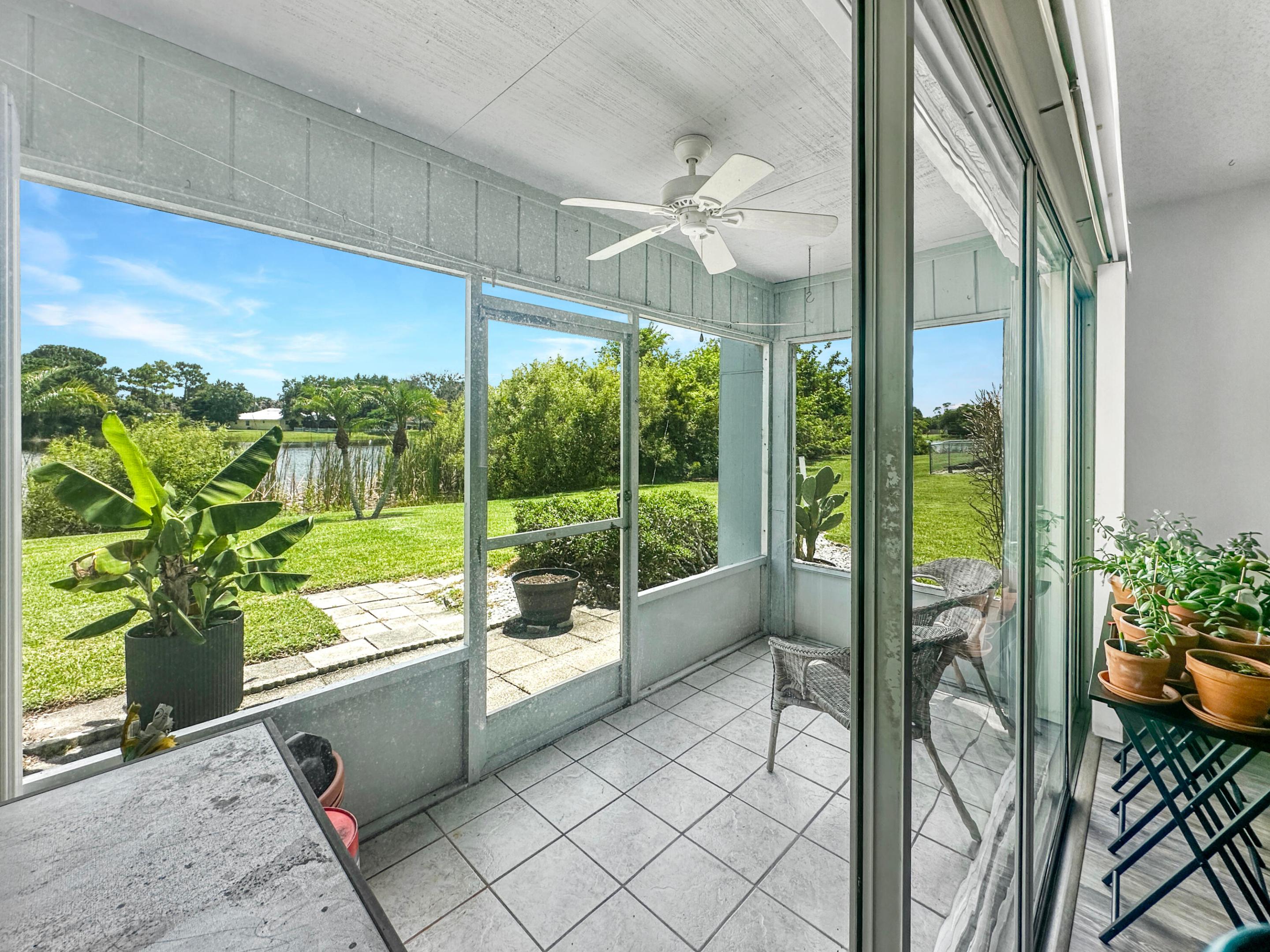 GOLF LAKE VILLAS - Residential