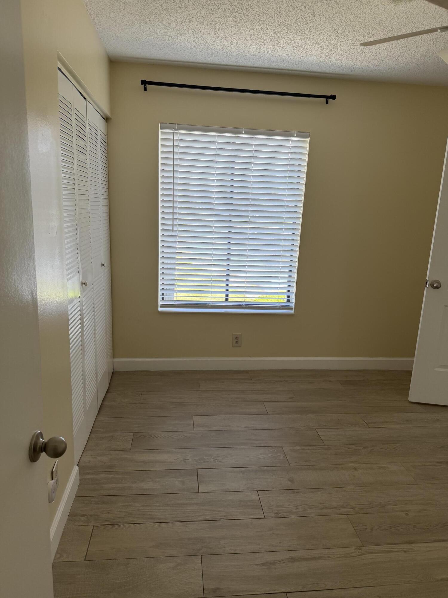 PINE RIDGE NORTH VILLAGE III CONDO - Residential Lease