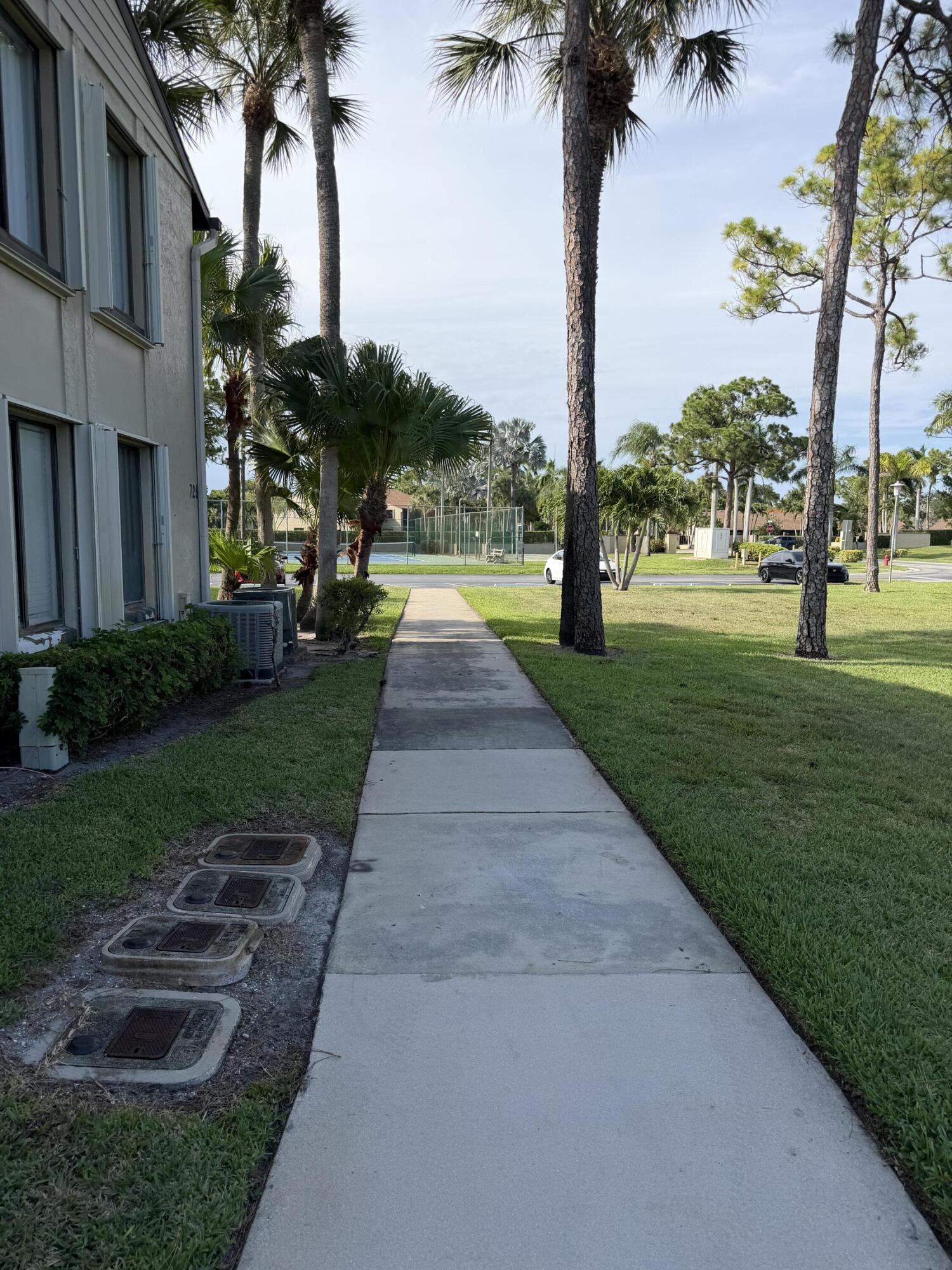 PINE RIDGE NORTH VILLAGE III CONDO - Residential Lease