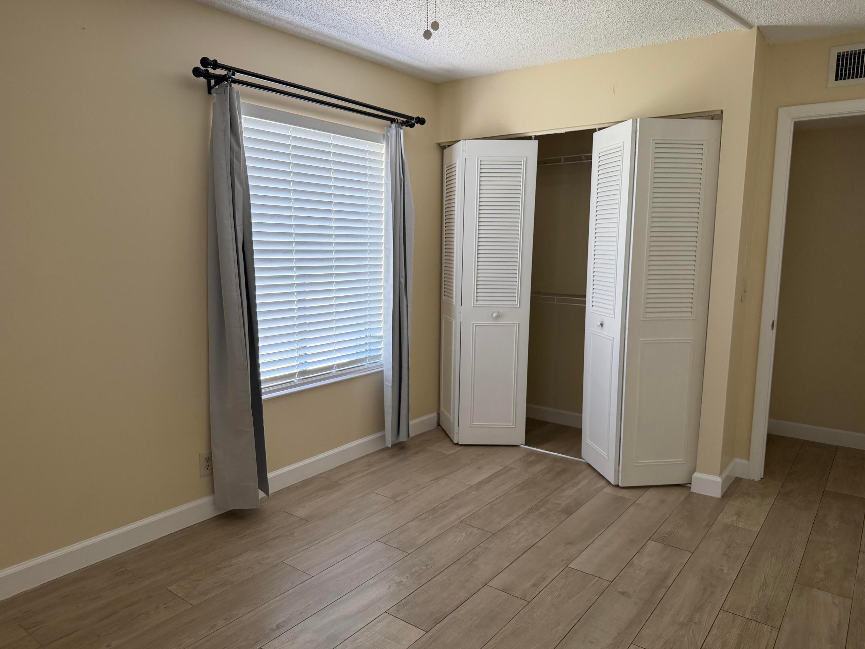 PINE RIDGE NORTH VILLAGE III CONDO - Residential Lease