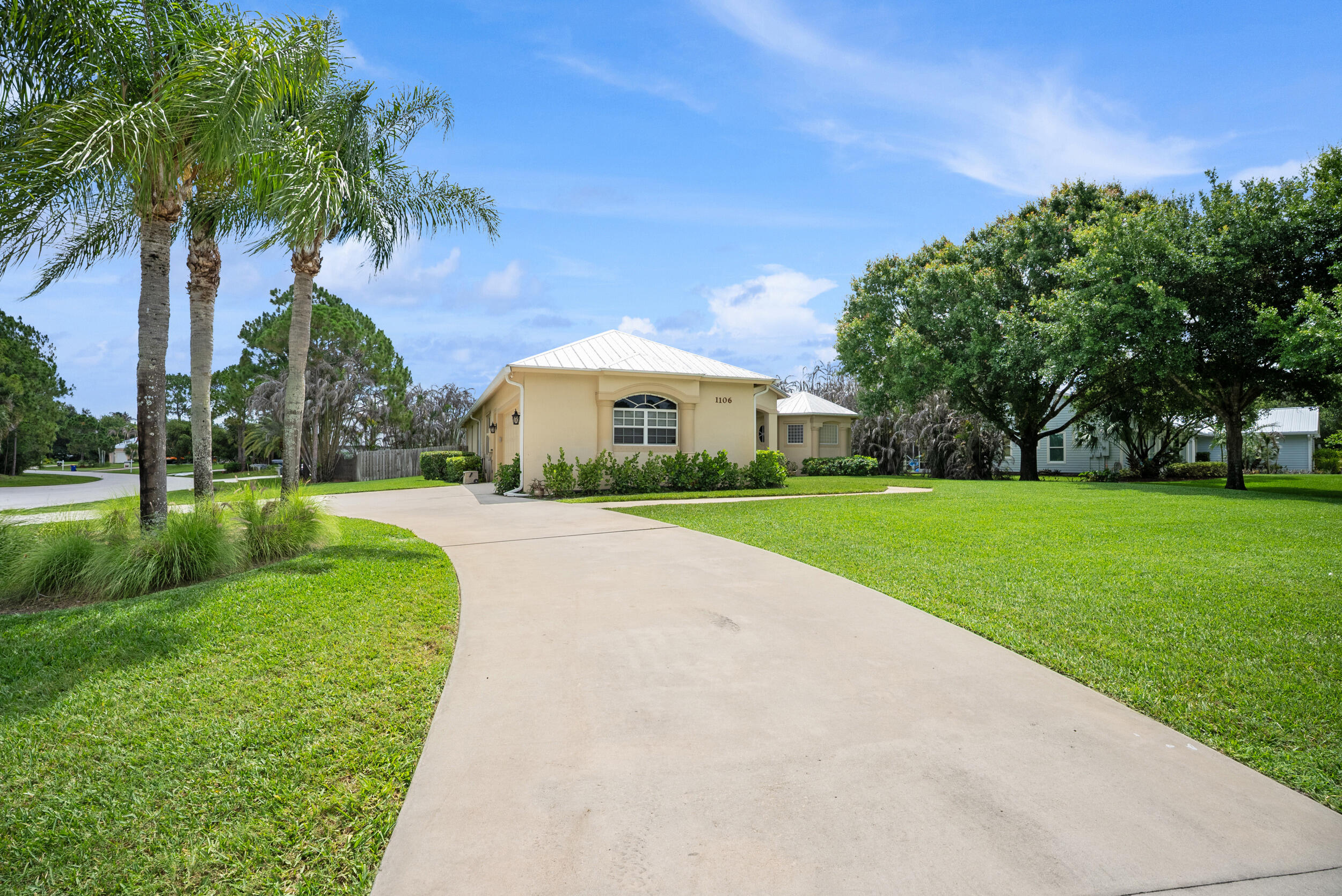 WESTWOOD COUNTRY ESTATES - Residential