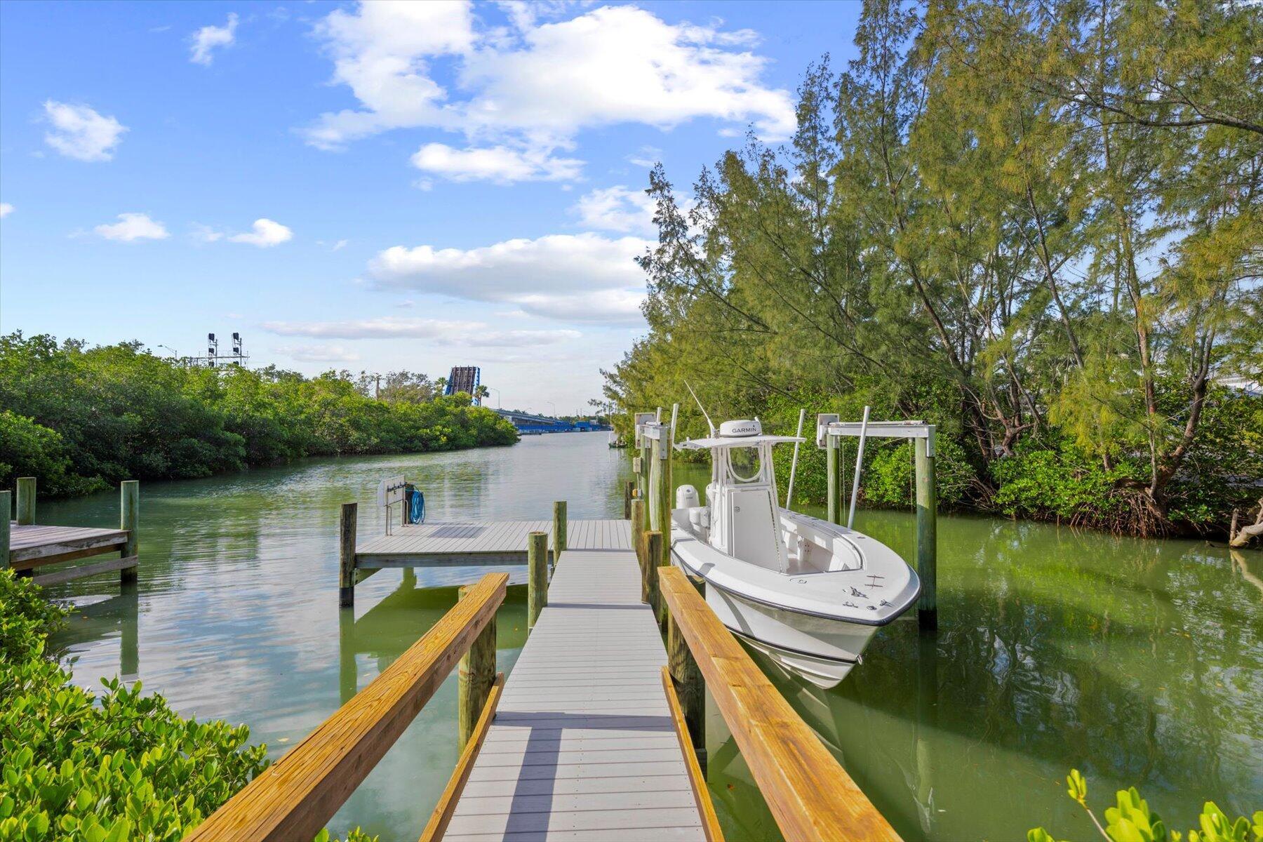 RIVER HAMMOCK - Residential