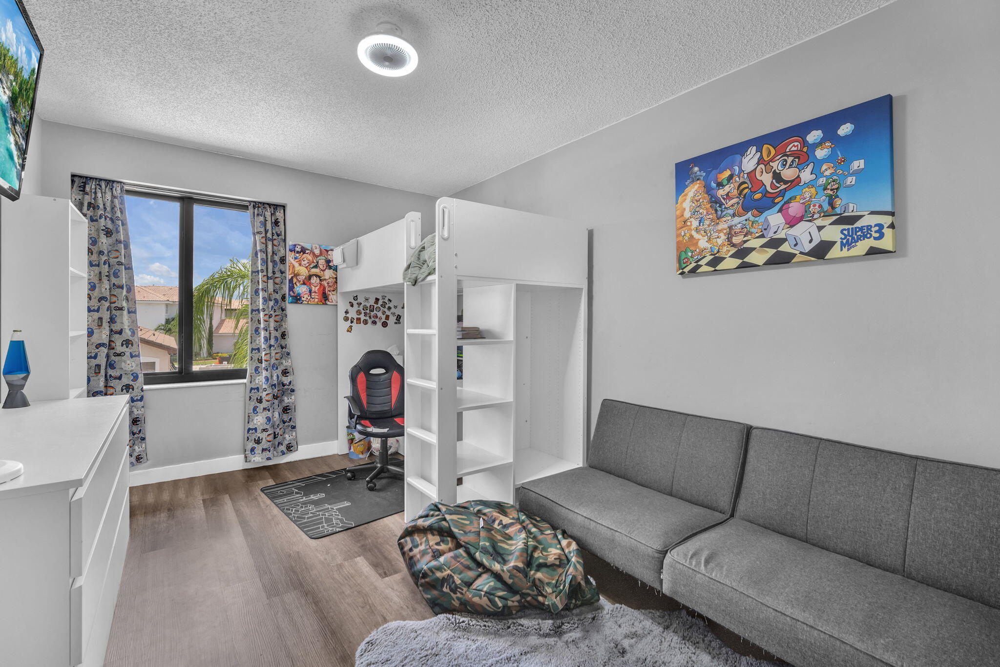 SILVER LAKES PHASE III REPLAT - Residential