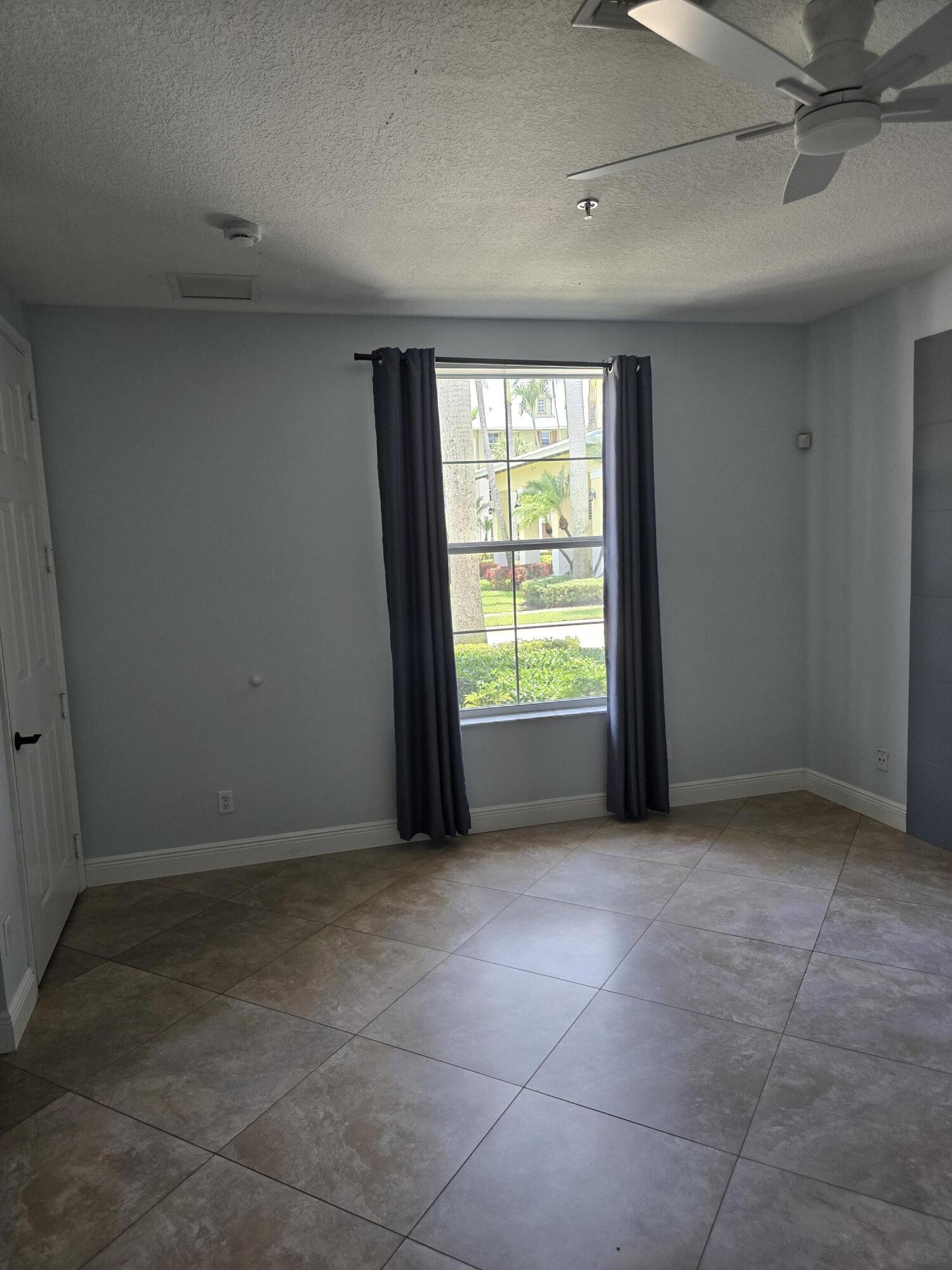 ABACOA TOWN CENTER 3 - Residential Lease