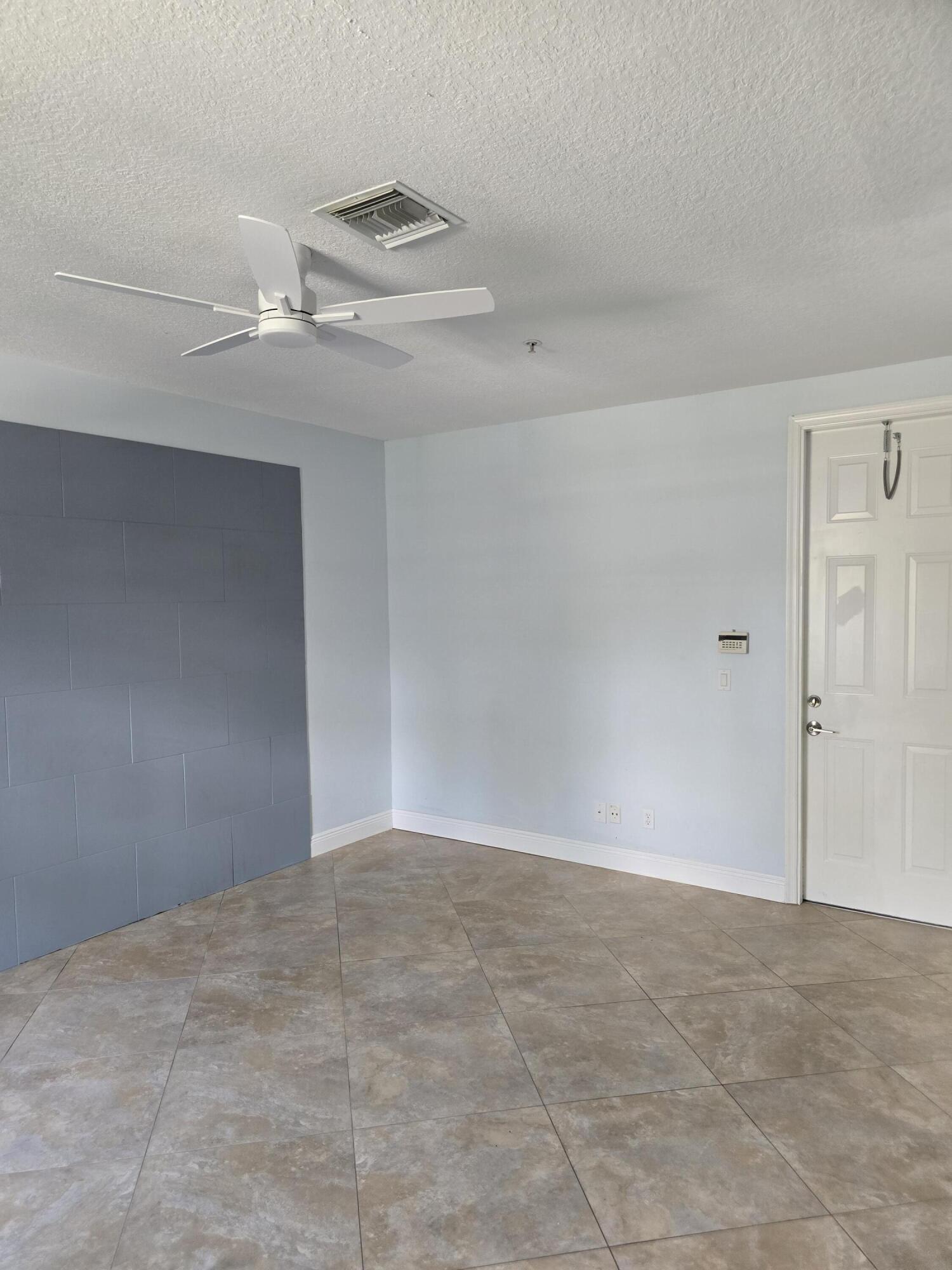 ABACOA TOWN CENTER 3 - Residential Lease