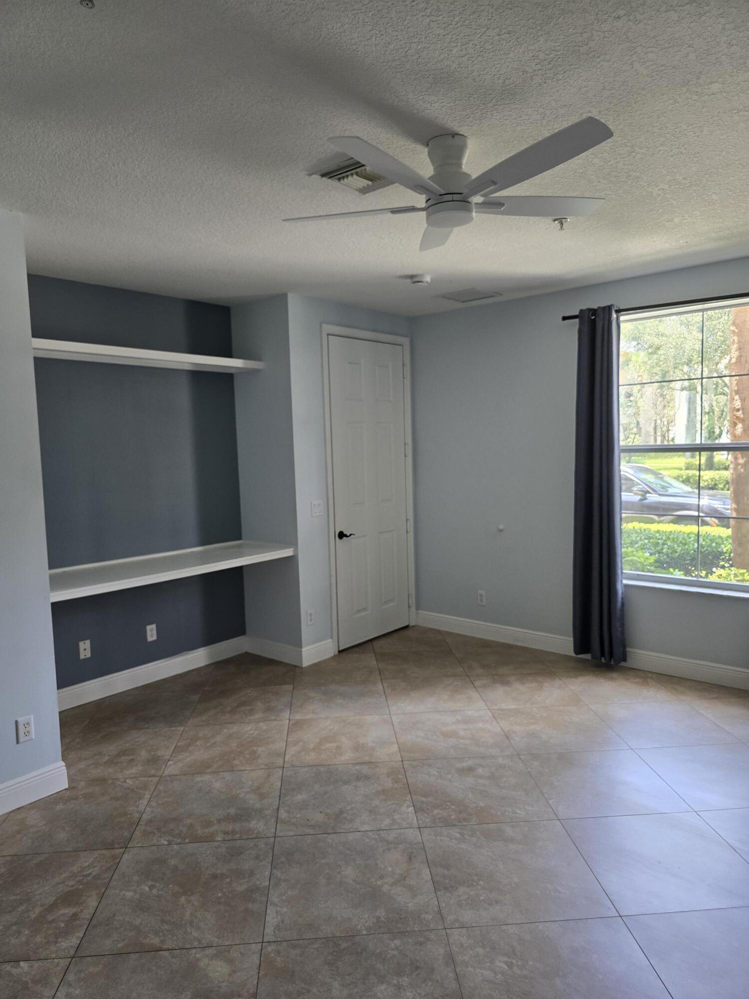 ABACOA TOWN CENTER 3 - Residential Lease