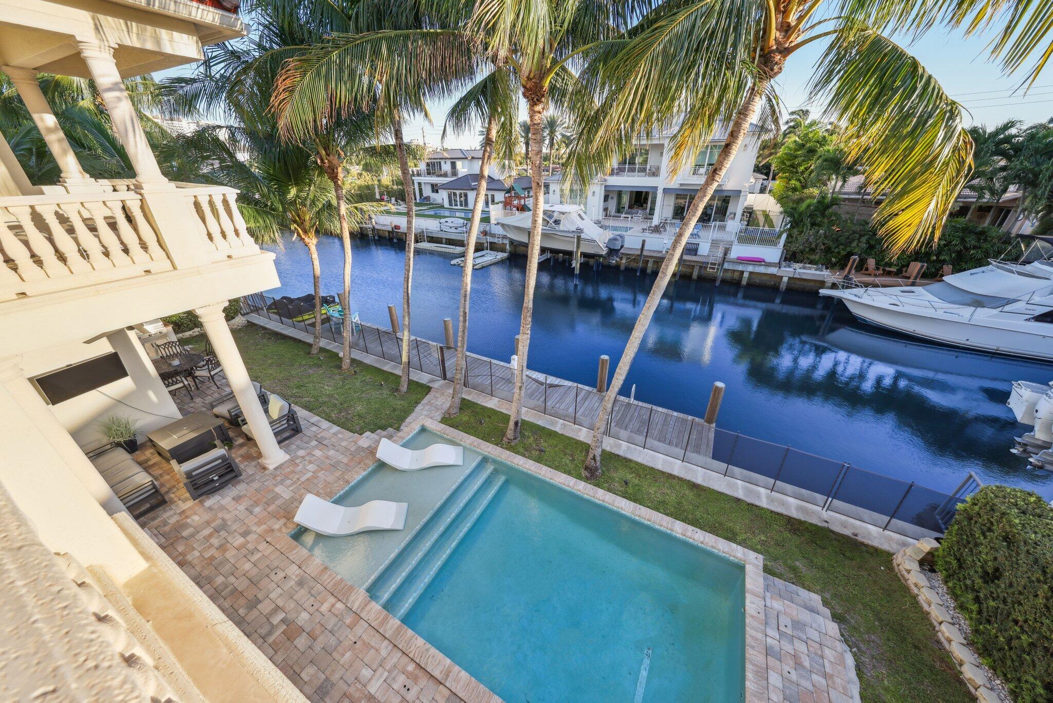 BOCA HARBOUR - Residential