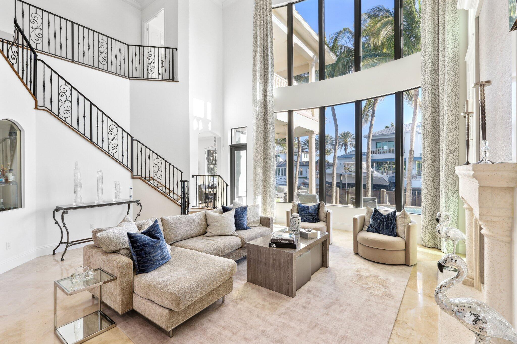 BOCA HARBOUR - Residential